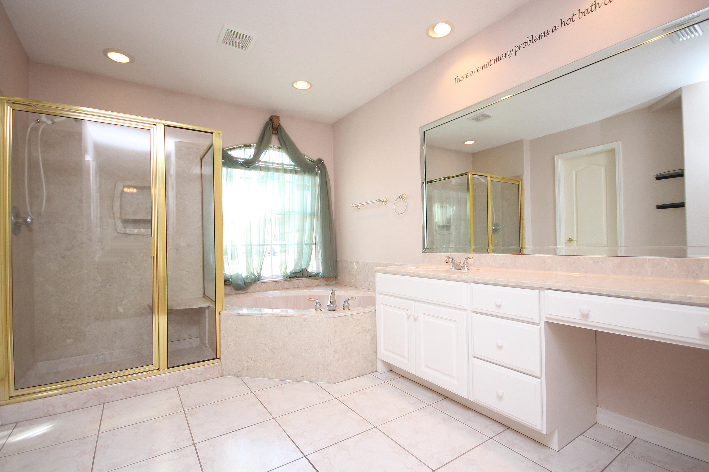 BAYOU POQUITO - Residential