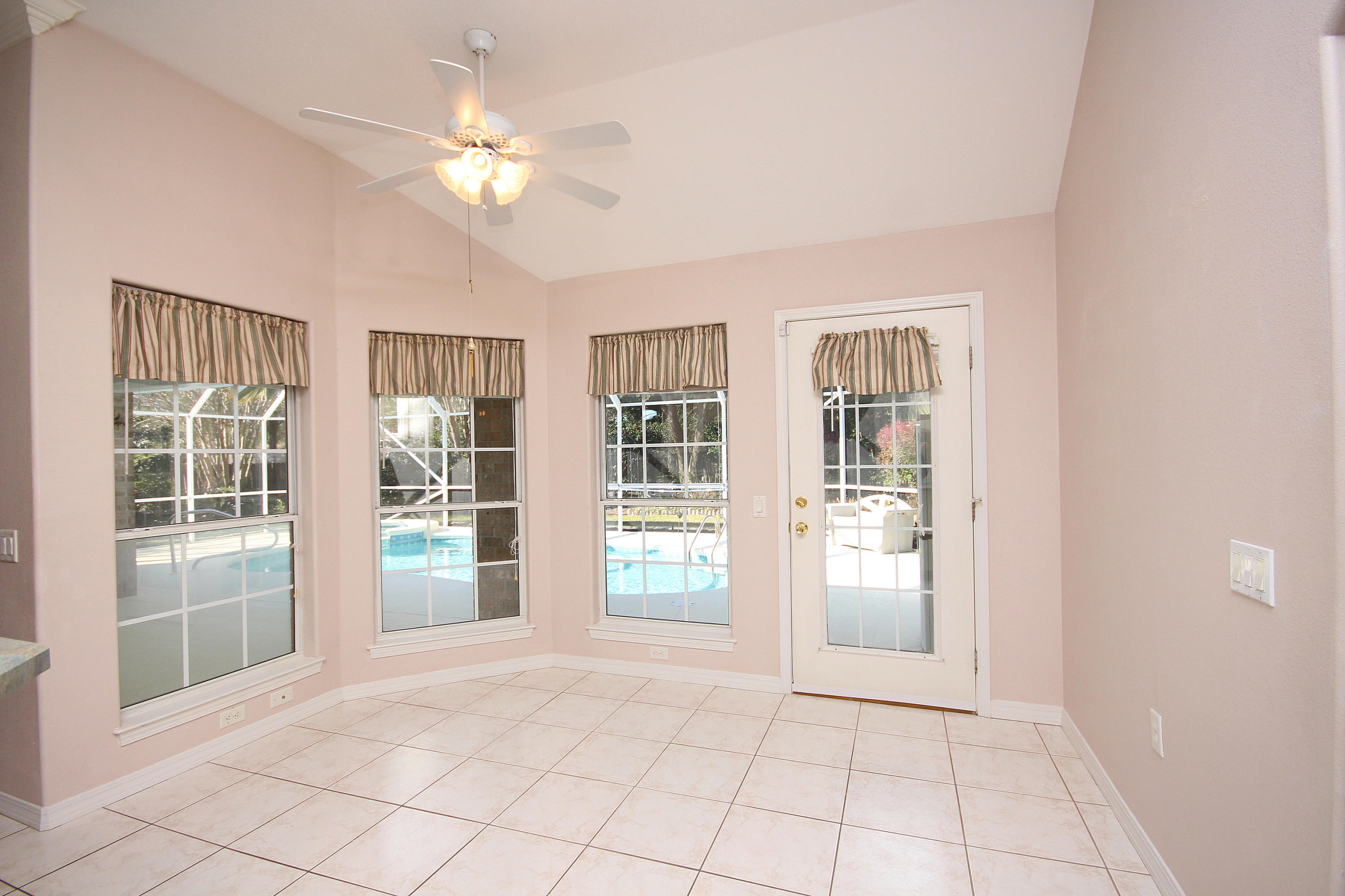 BAYOU POQUITO - Residential