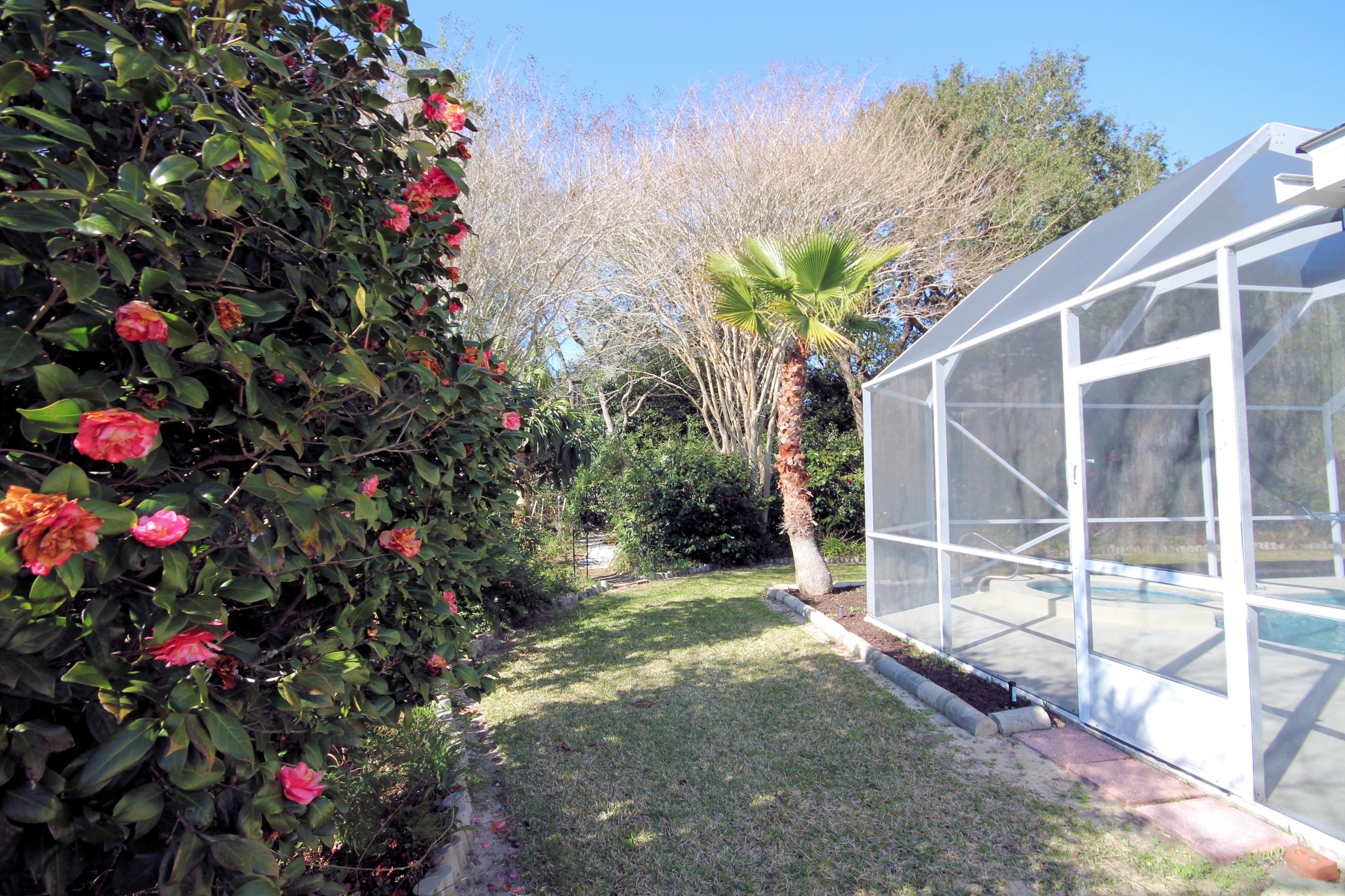 BAYOU POQUITO - Residential