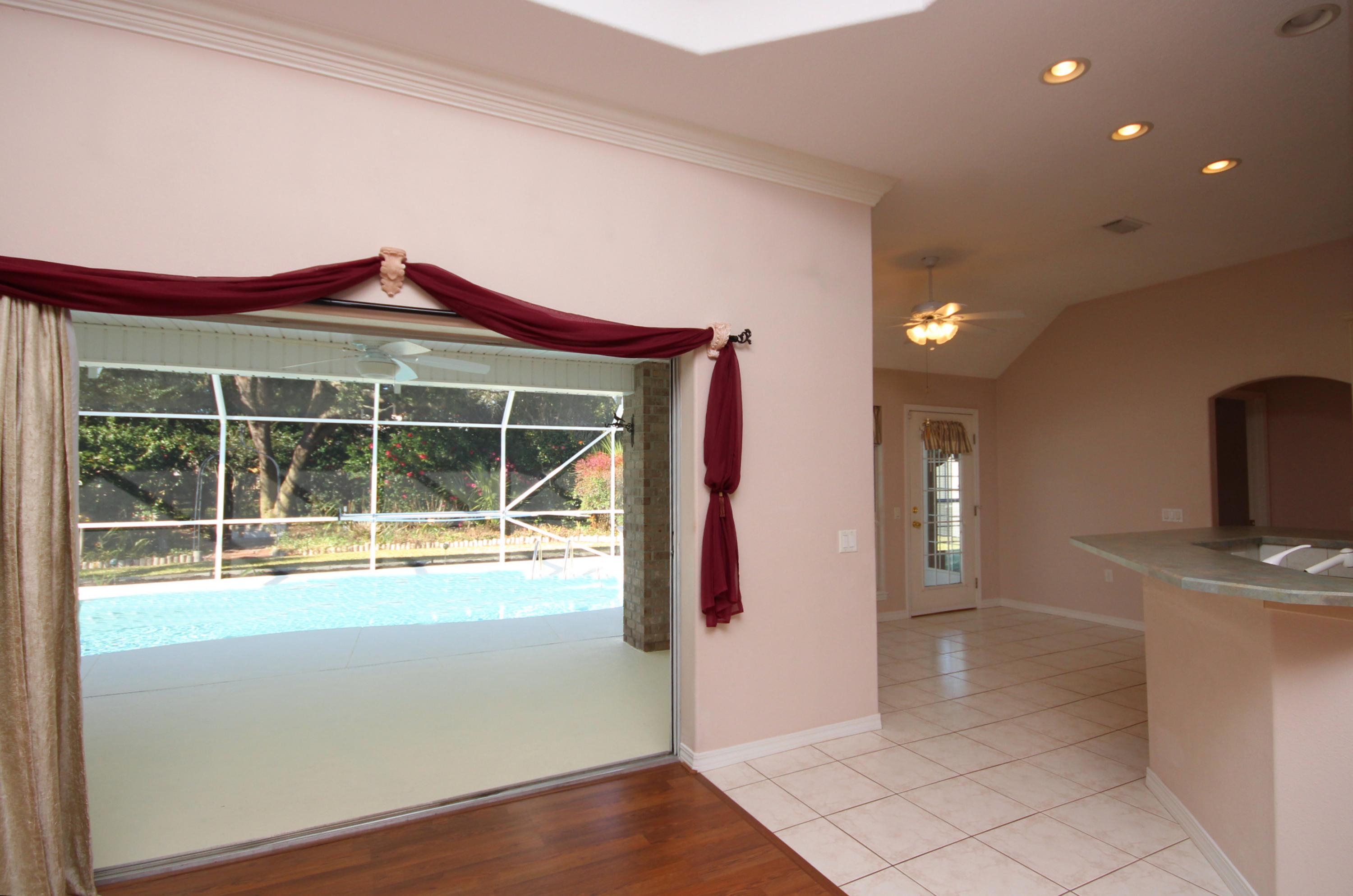 BAYOU POQUITO - Residential