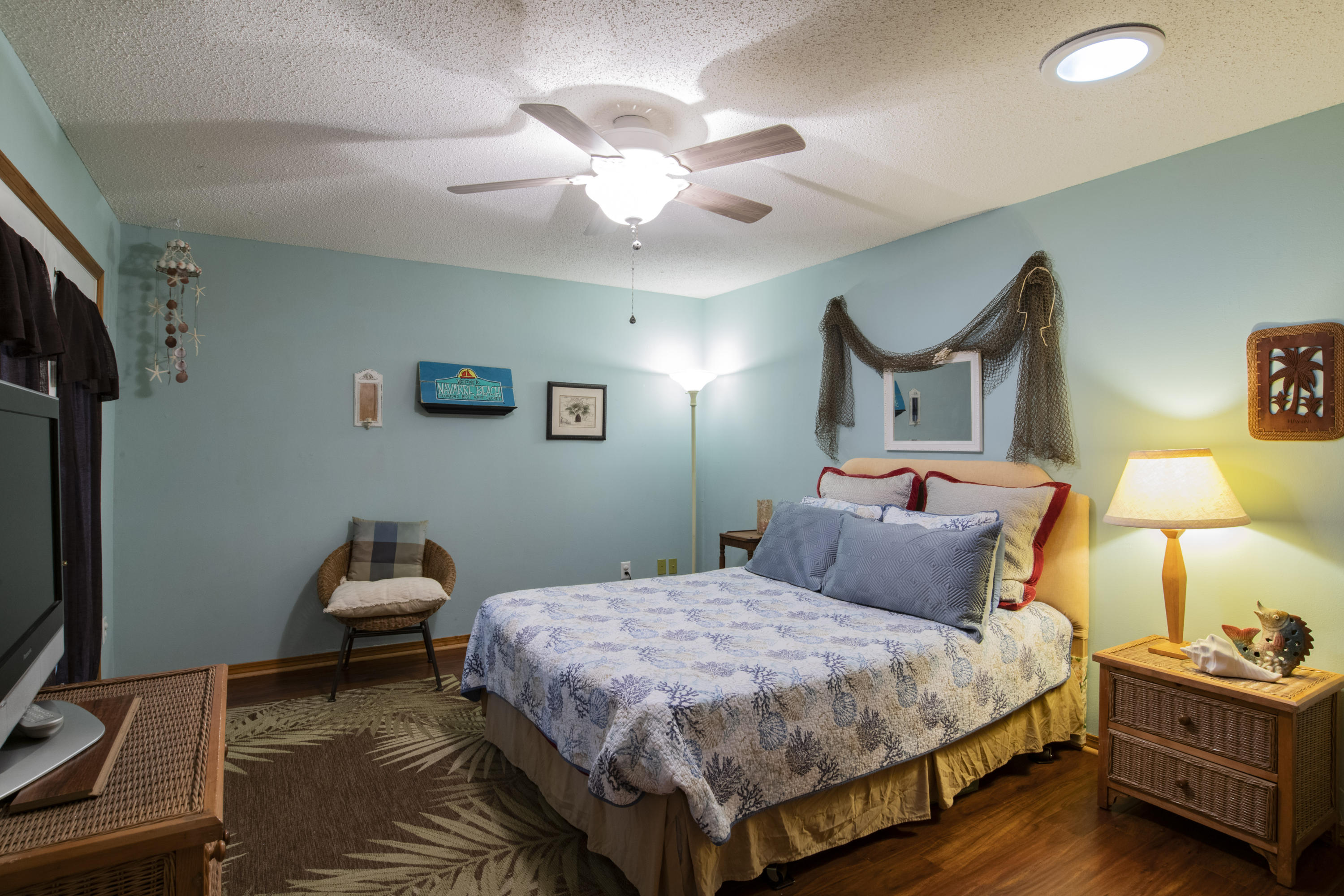 HOLLEY BY THE SEA - Residential