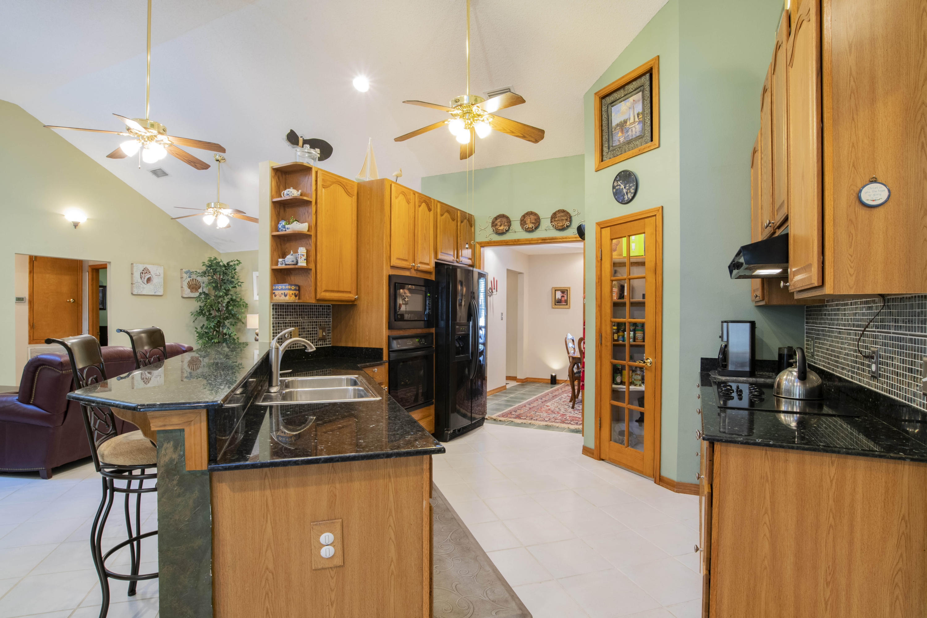 HOLLEY BY THE SEA - Residential