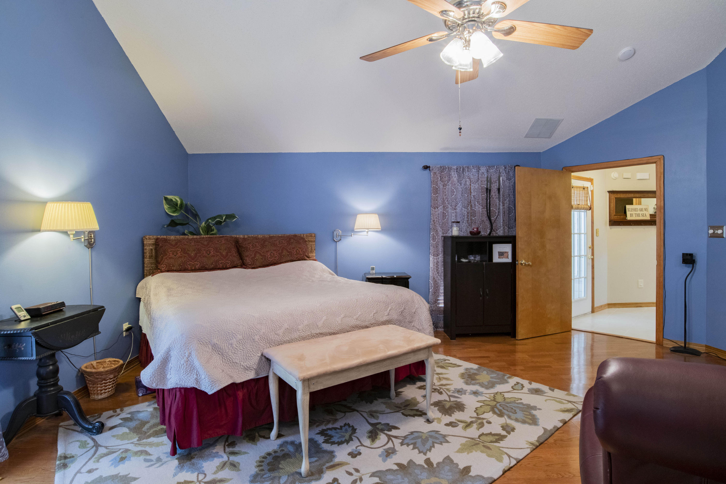 HOLLEY BY THE SEA - Residential