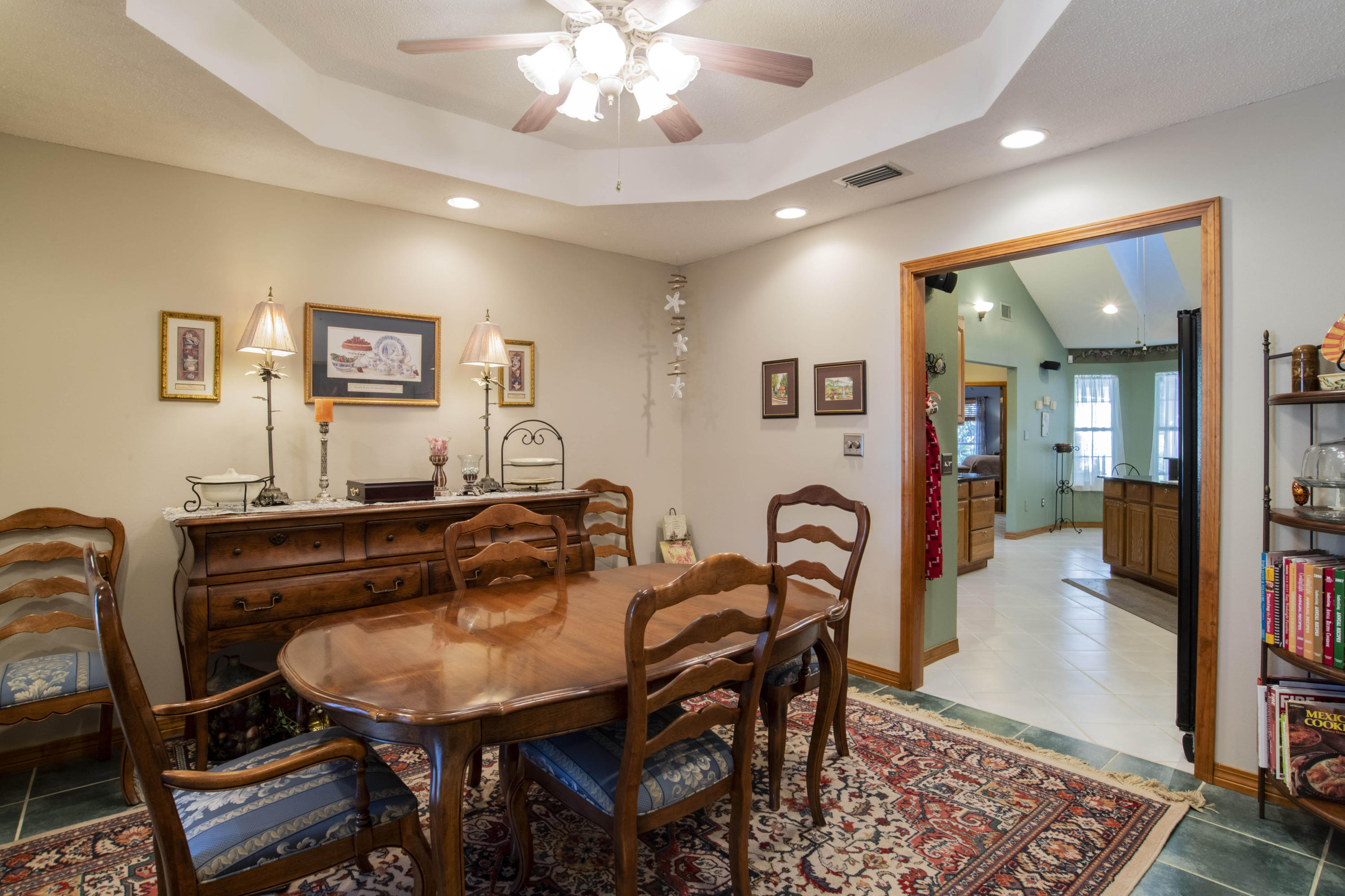 HOLLEY BY THE SEA - Residential