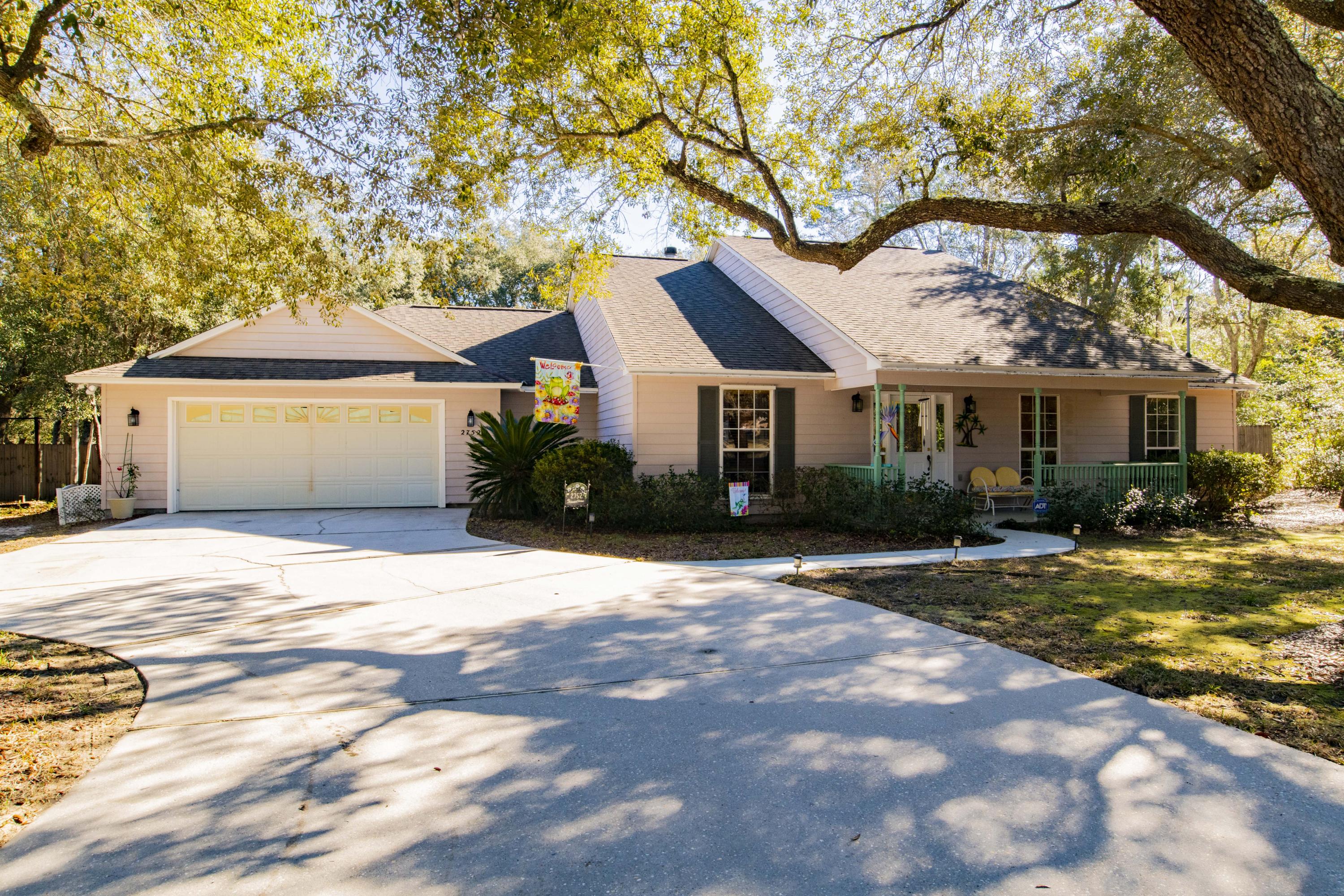 HOLLEY BY THE SEA - Residential