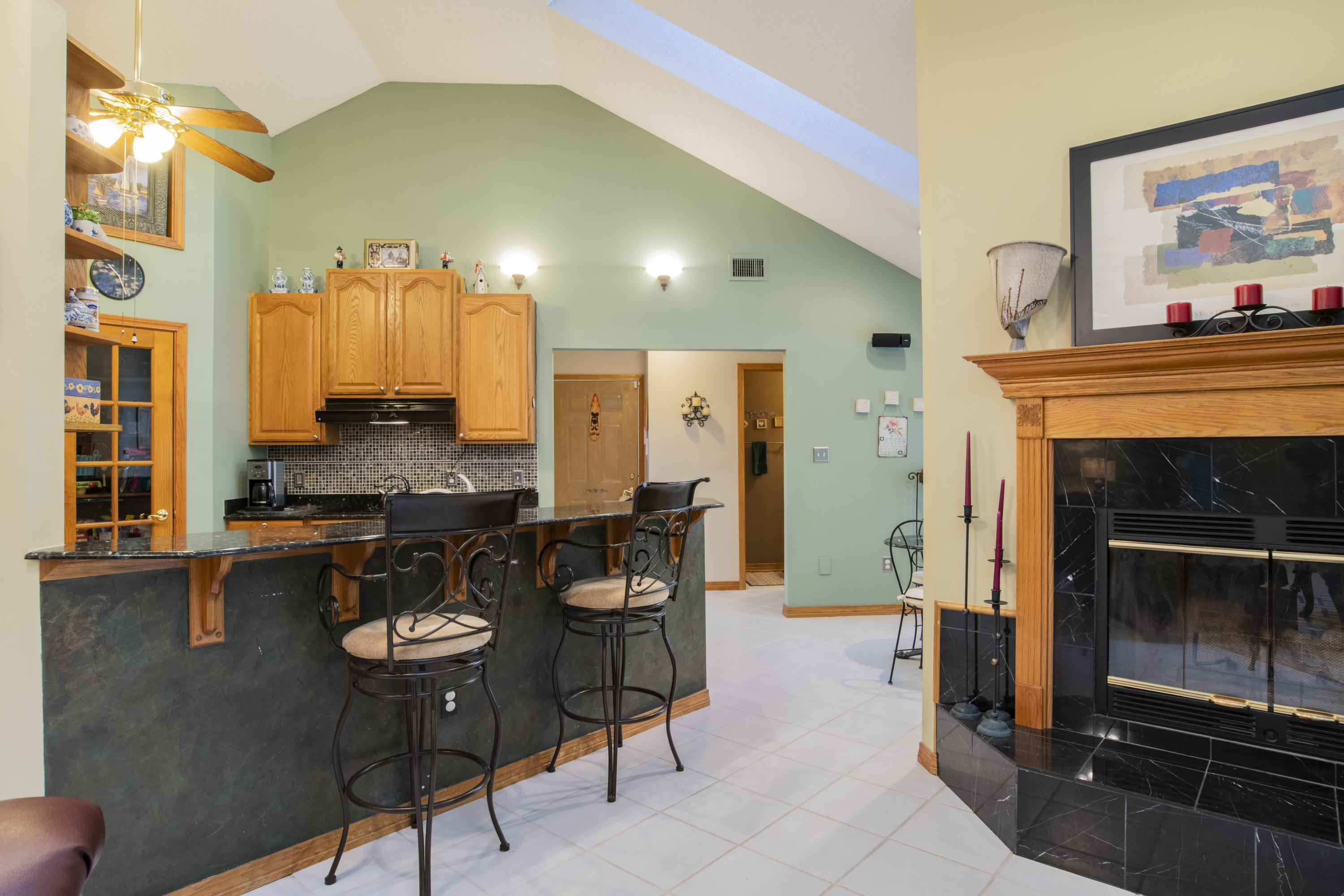 HOLLEY BY THE SEA - Residential