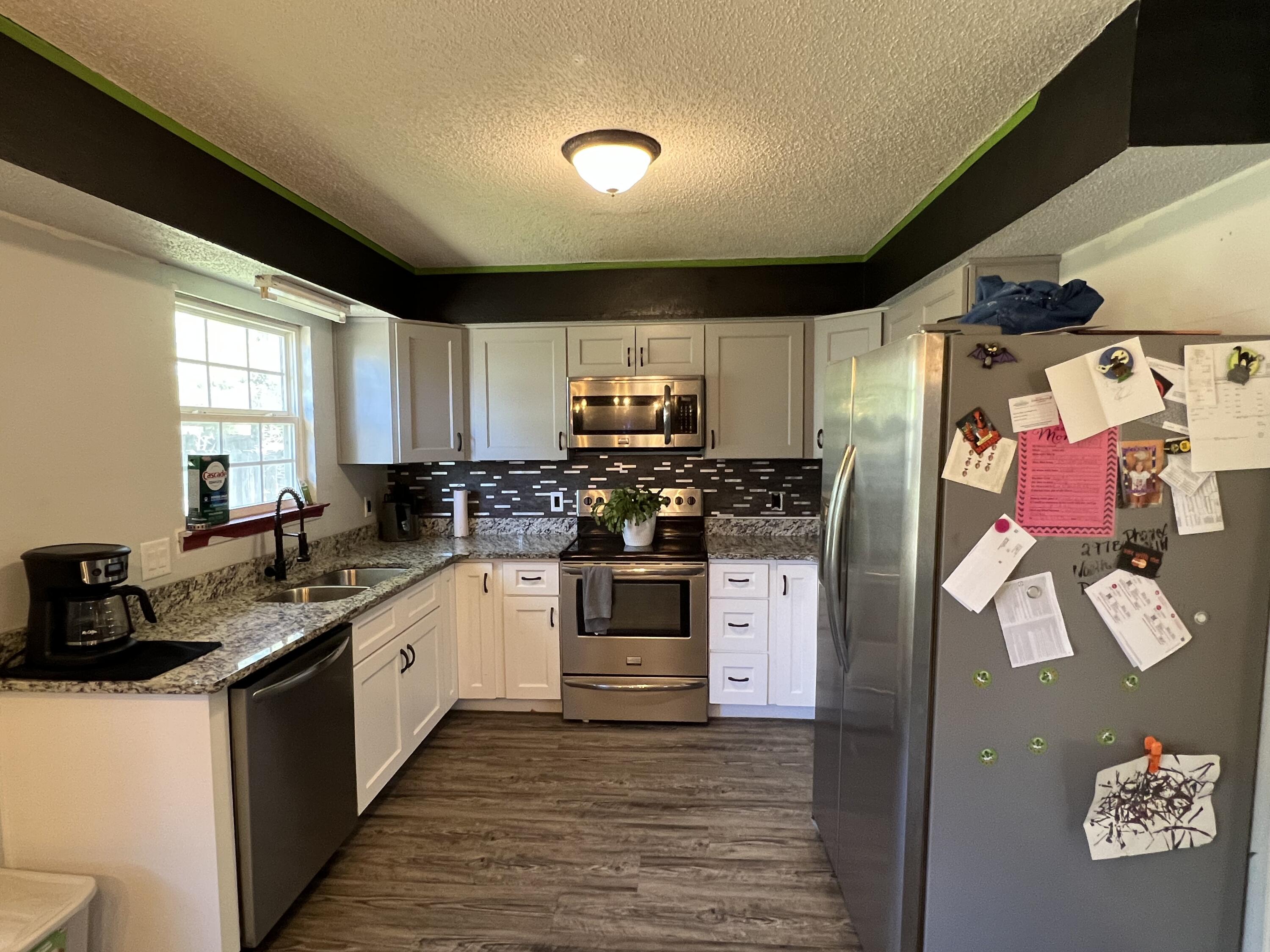 HILLTOP ACRES - Residential