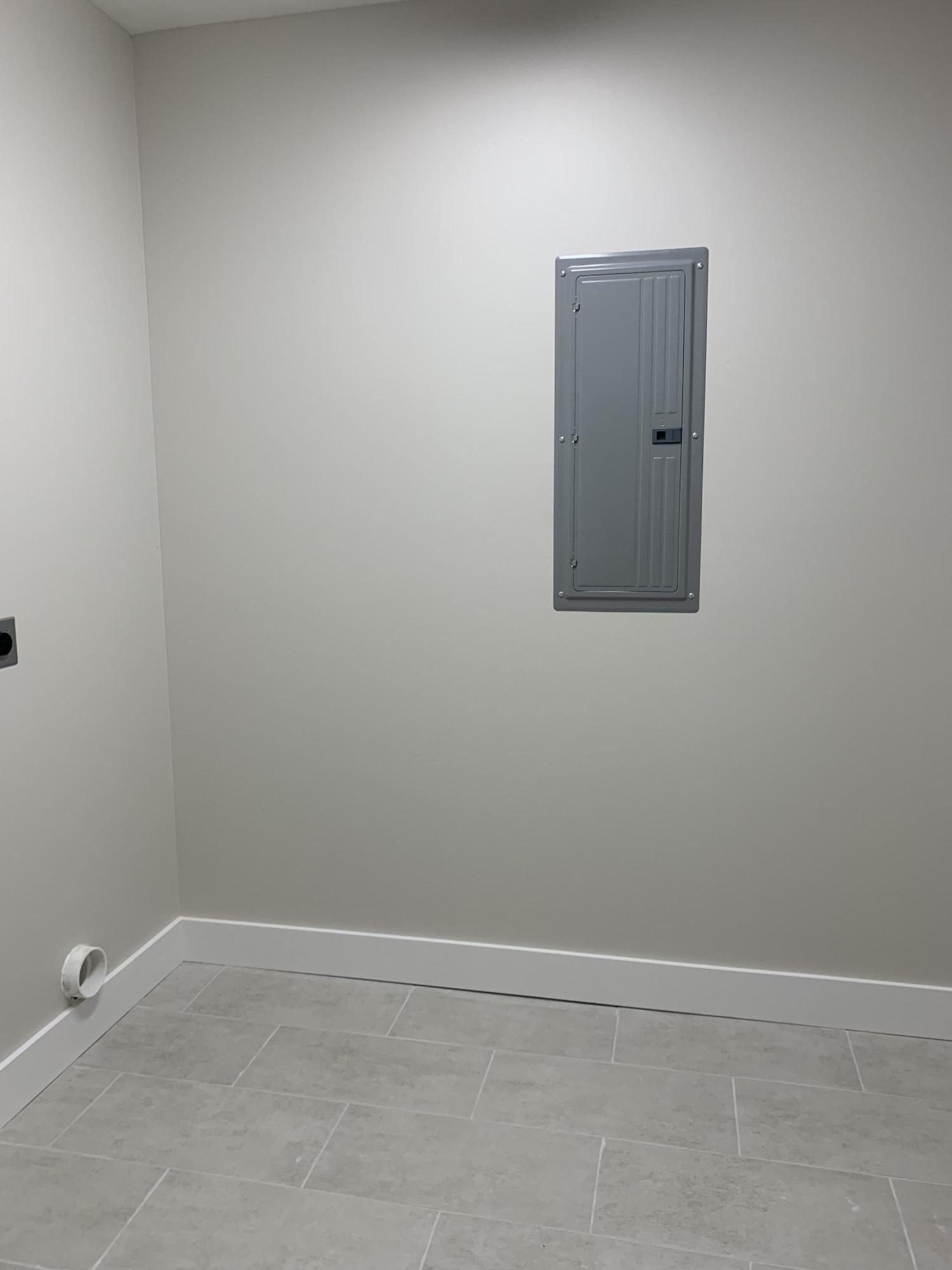 Kam Akers - Residential