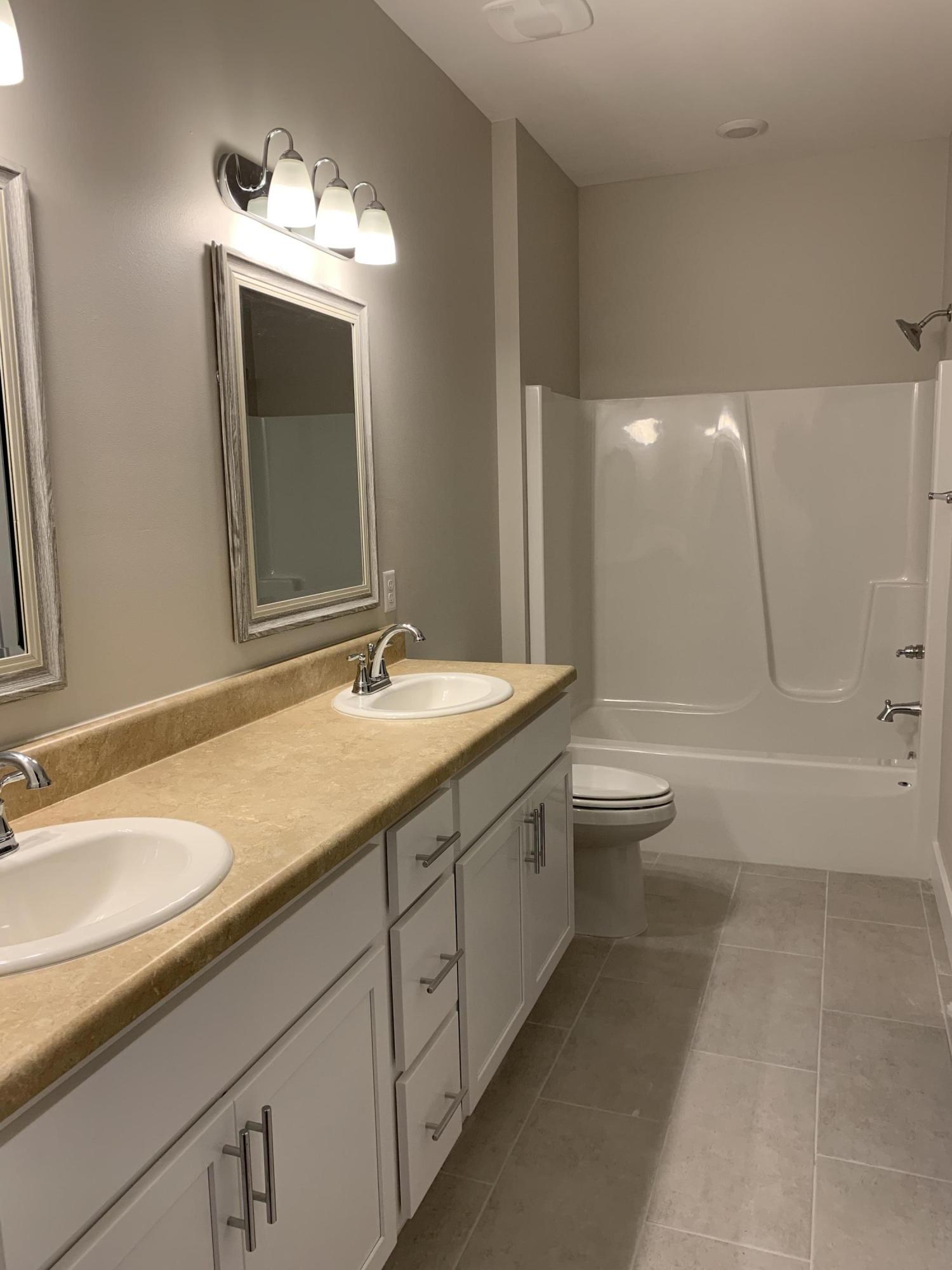 Kam Akers - Residential