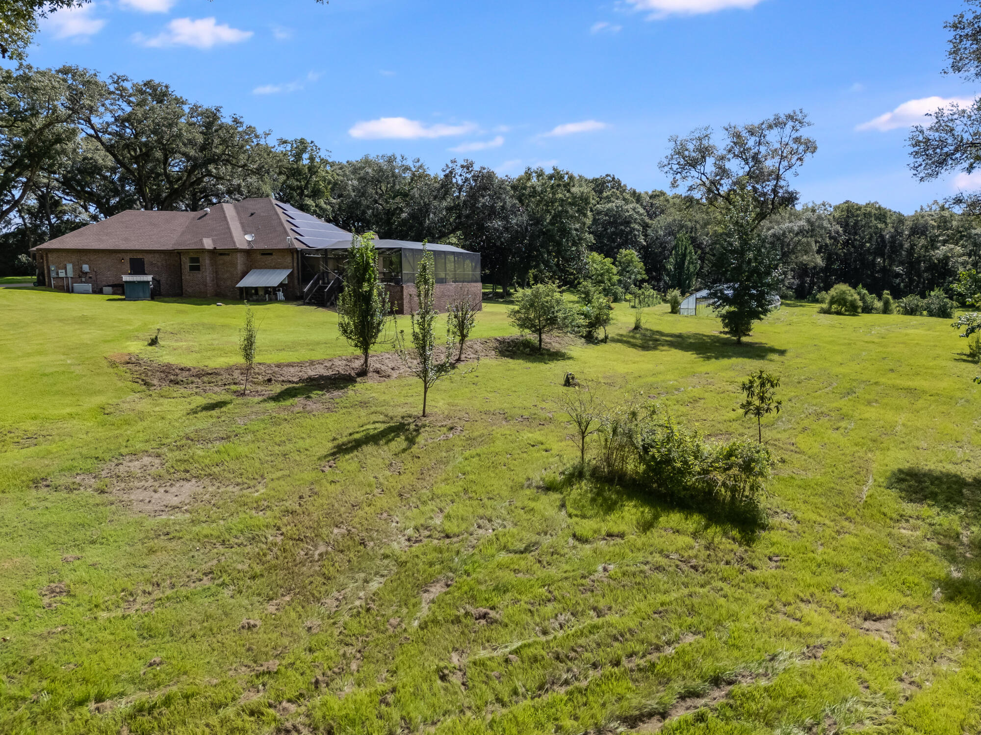 LAUREL HILL - Residential