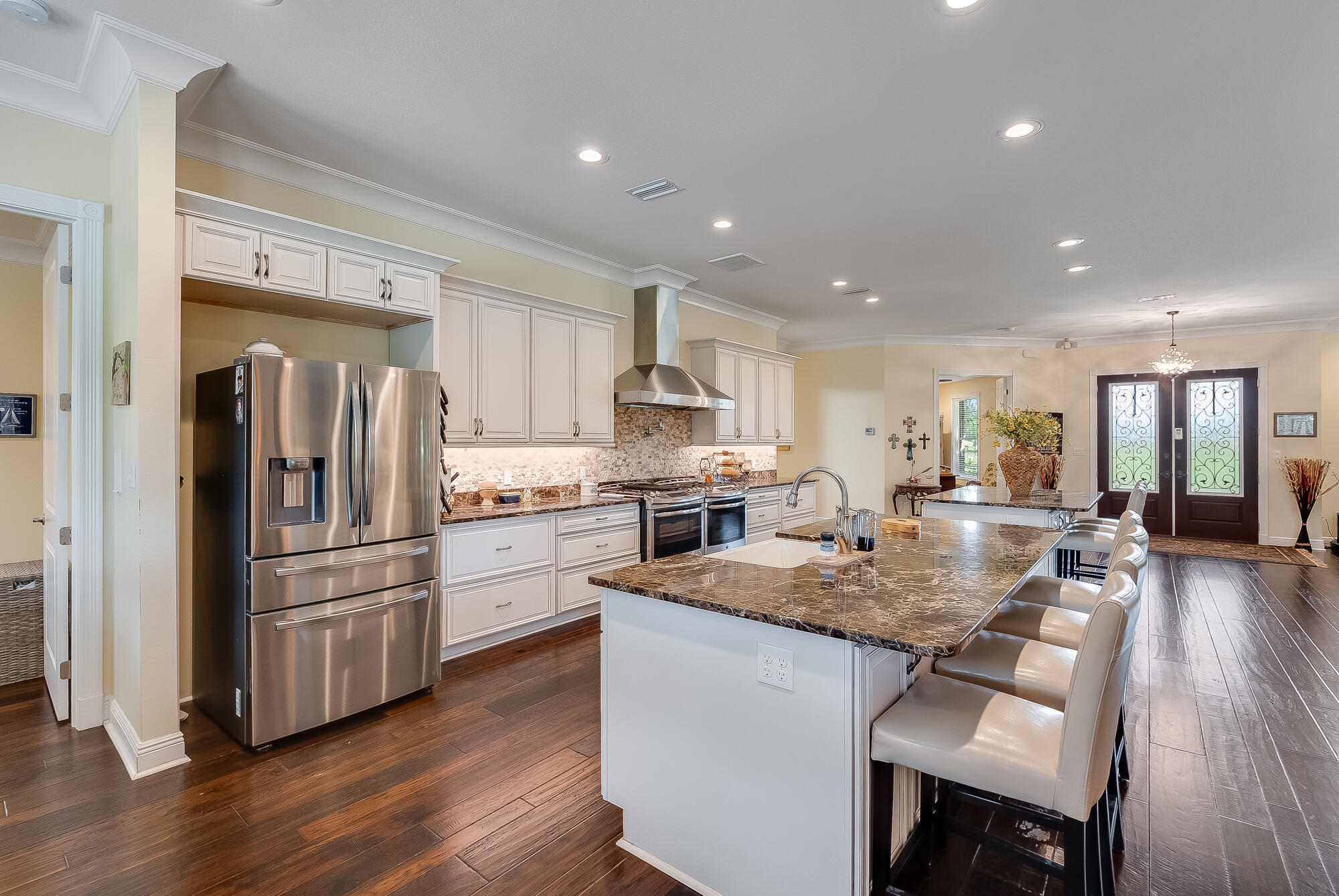 LAUREL HILL - Residential