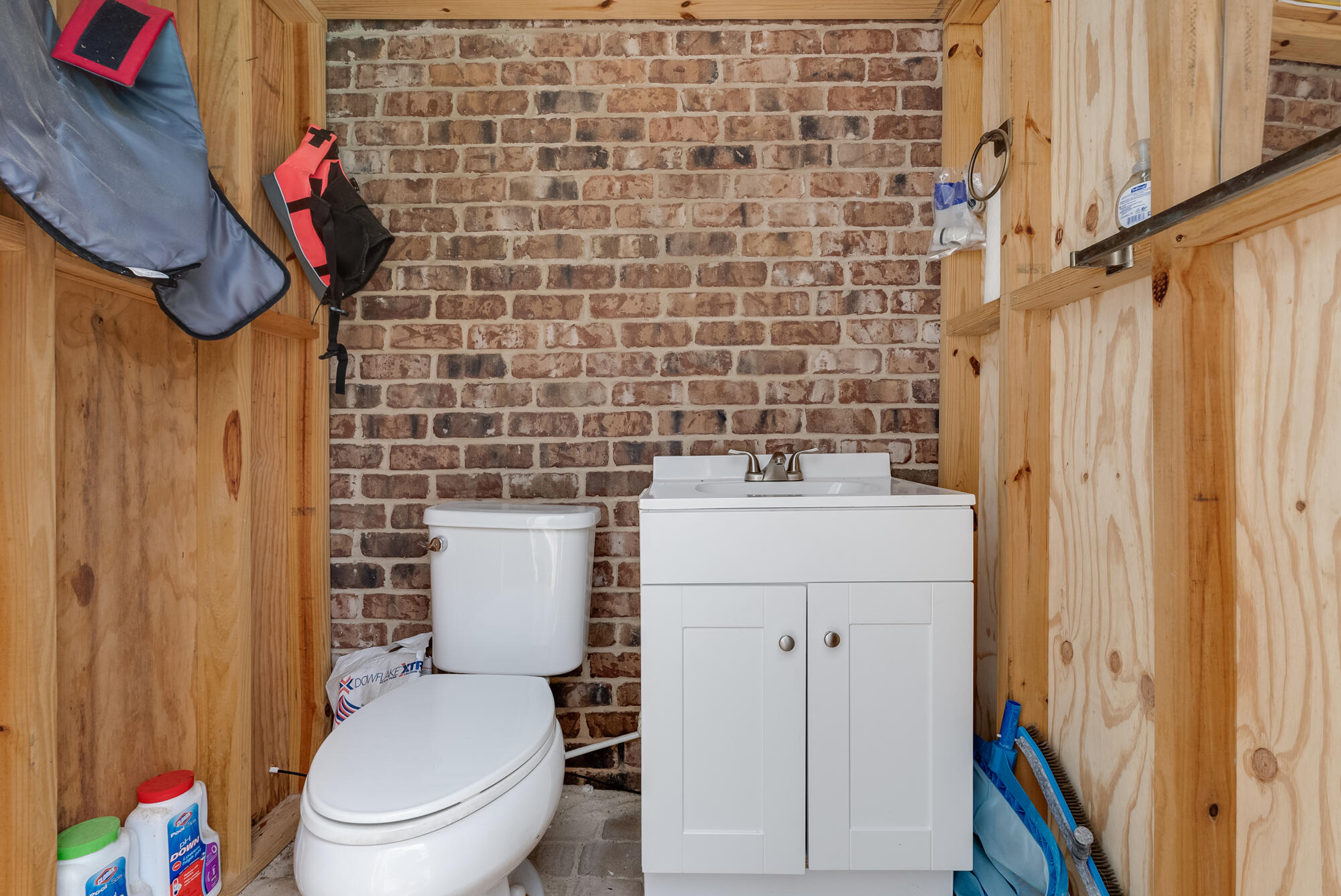 LAUREL HILL - Residential