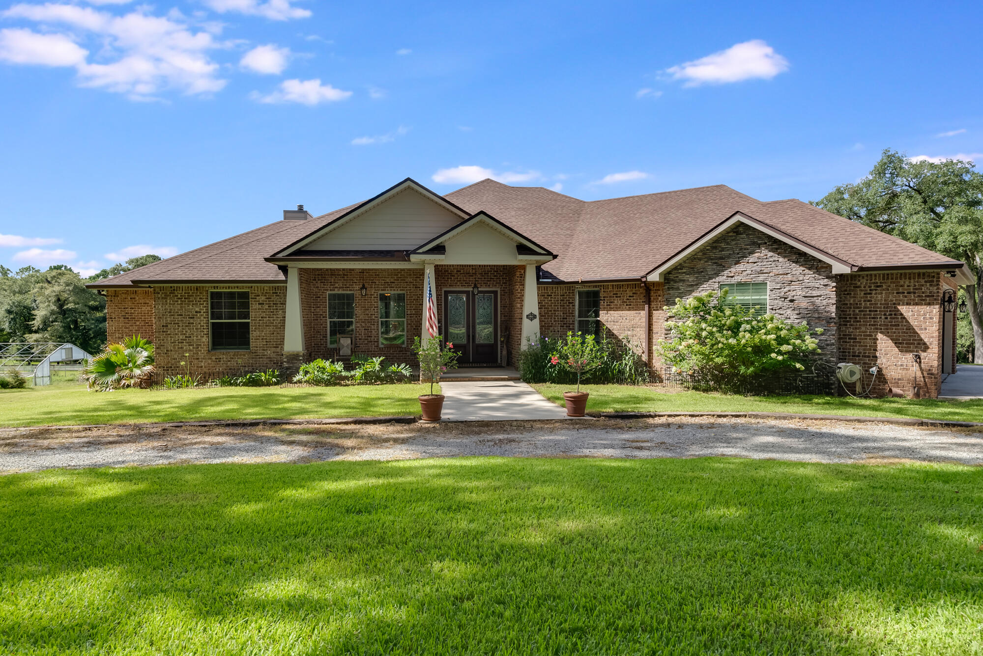 LAUREL HILL - Residential