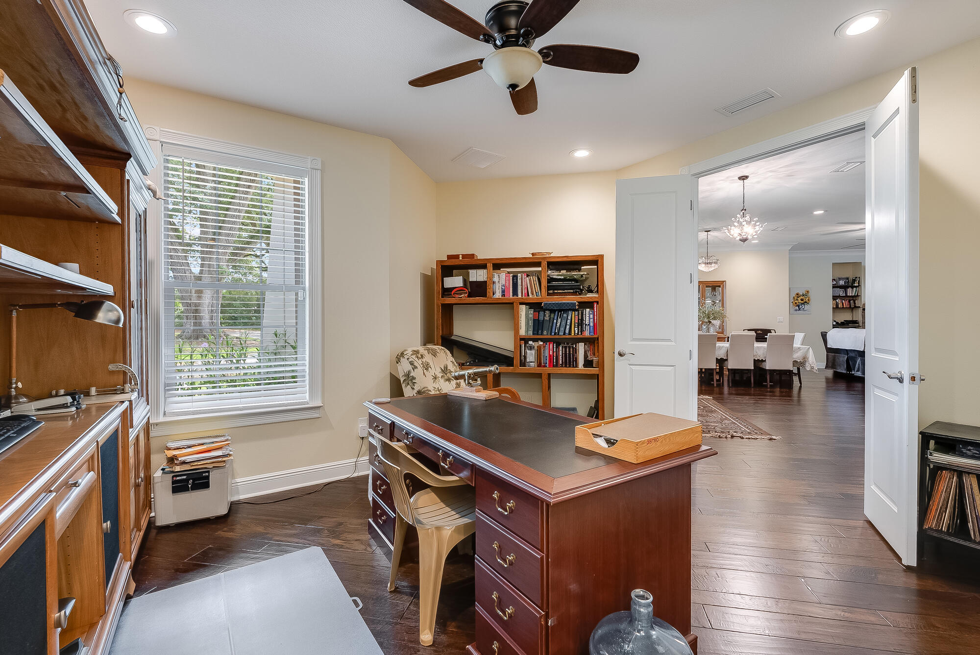 LAUREL HILL - Residential