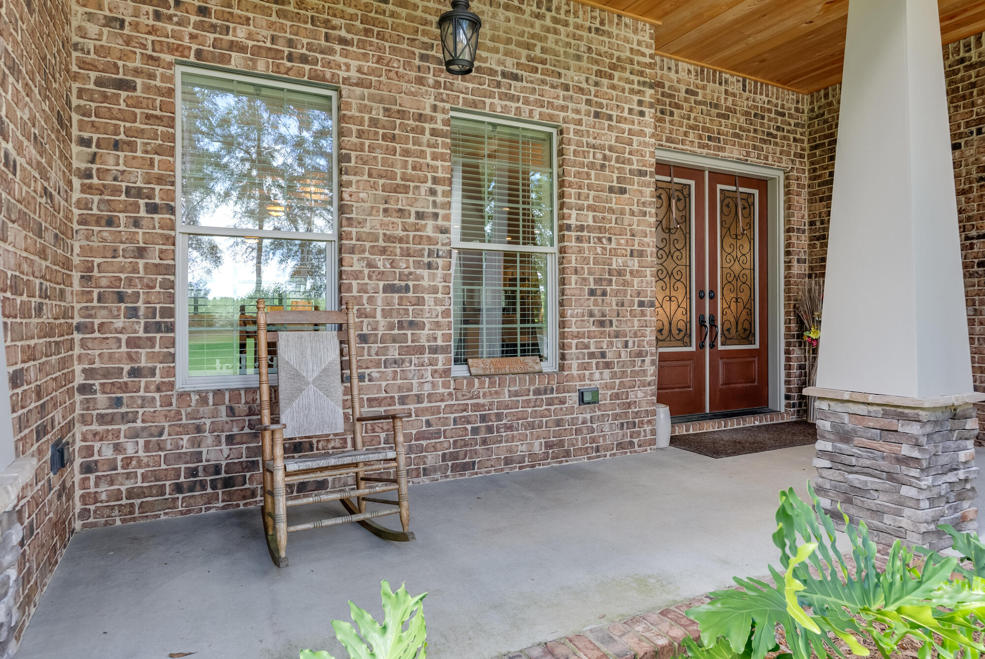 LAUREL HILL - Residential