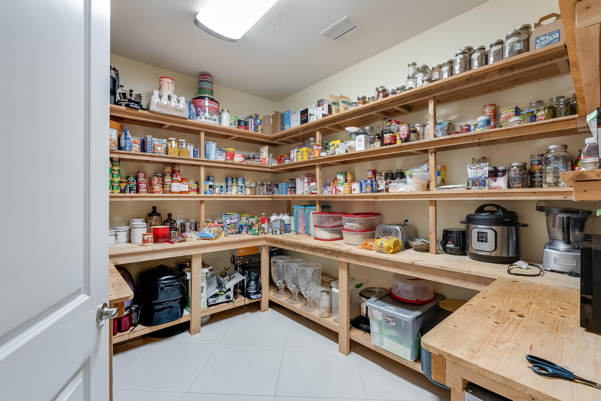 LAUREL HILL - Residential