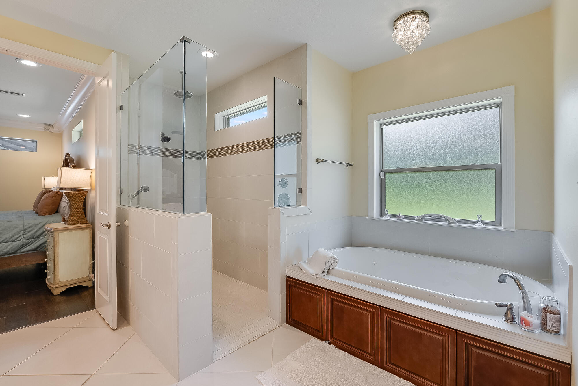 LAUREL HILL - Residential