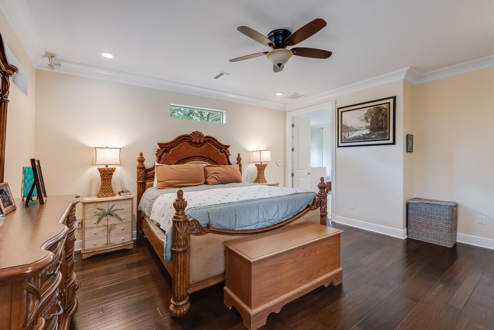 LAUREL HILL - Residential