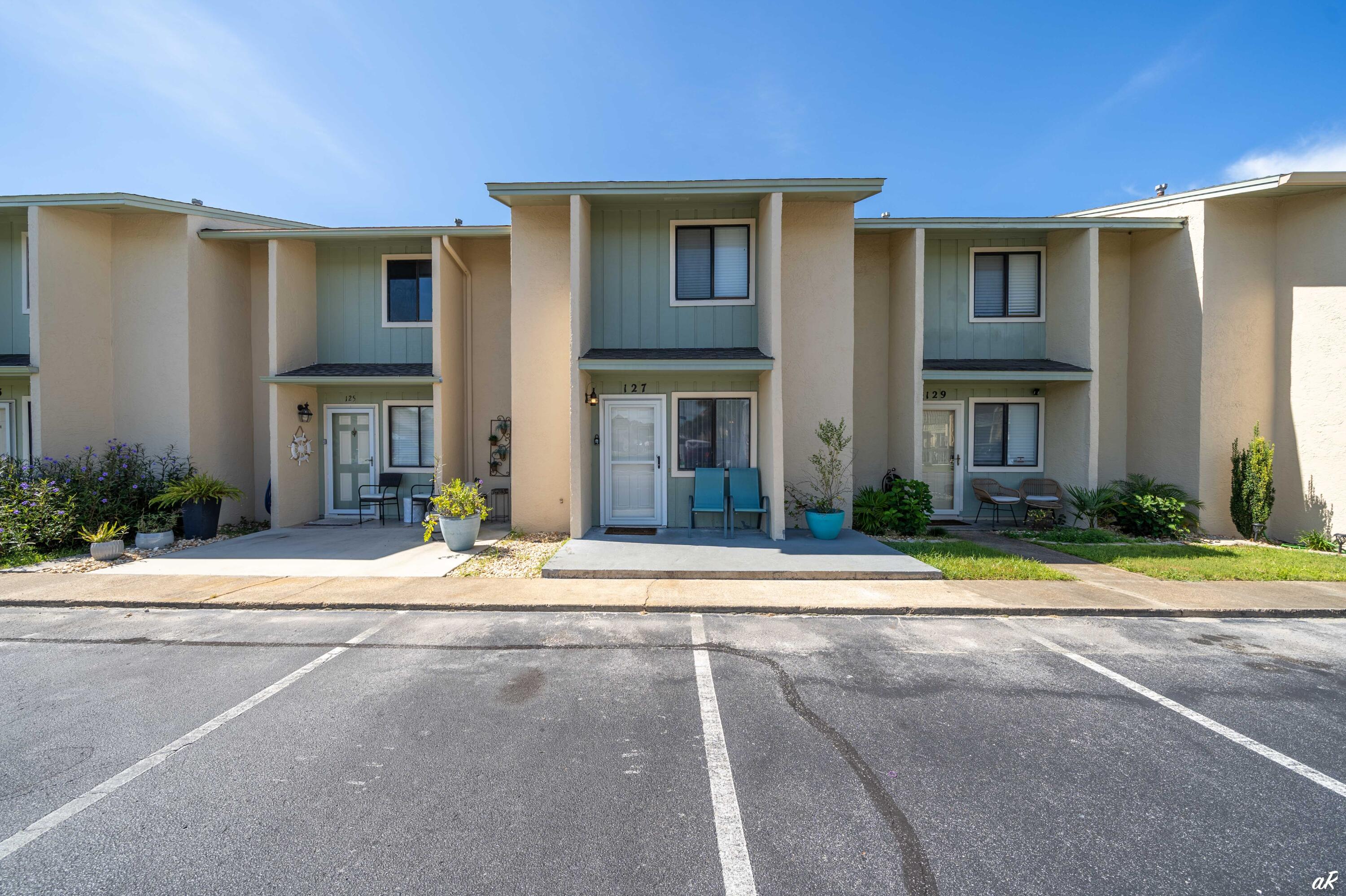 GULF HIGHLAND BEACH RESORT UNREC - Residential