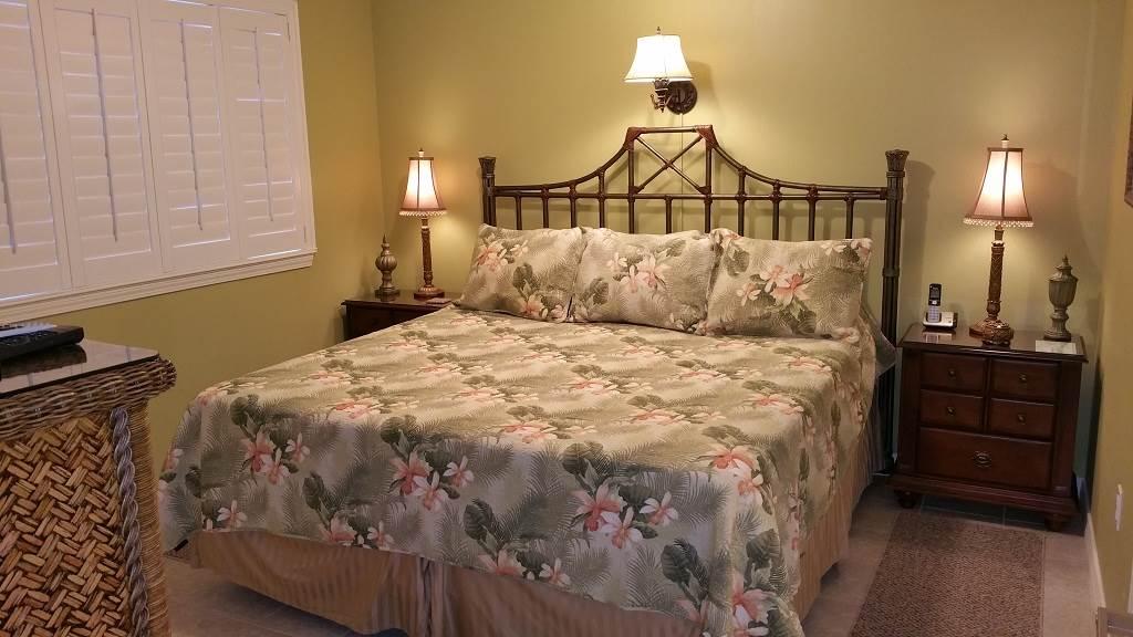 DESTIN WEST BEACH & BAY RESORT-GULFSIDE - Residential