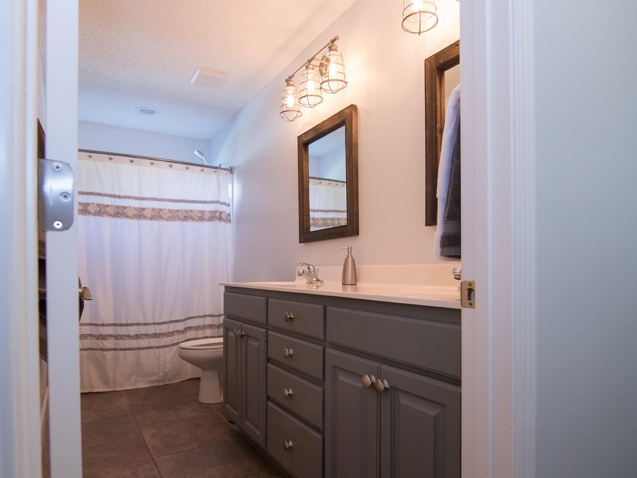 ROCKY BAYOU COUNTRY CLUB ESTATES 9 - Residential