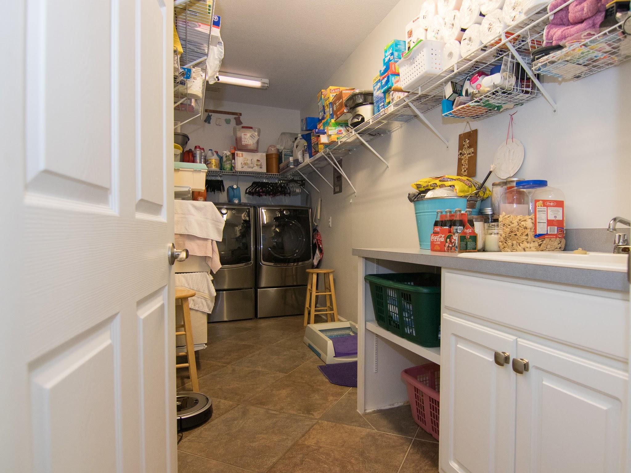 ROCKY BAYOU COUNTRY CLUB ESTATES 9 - Residential