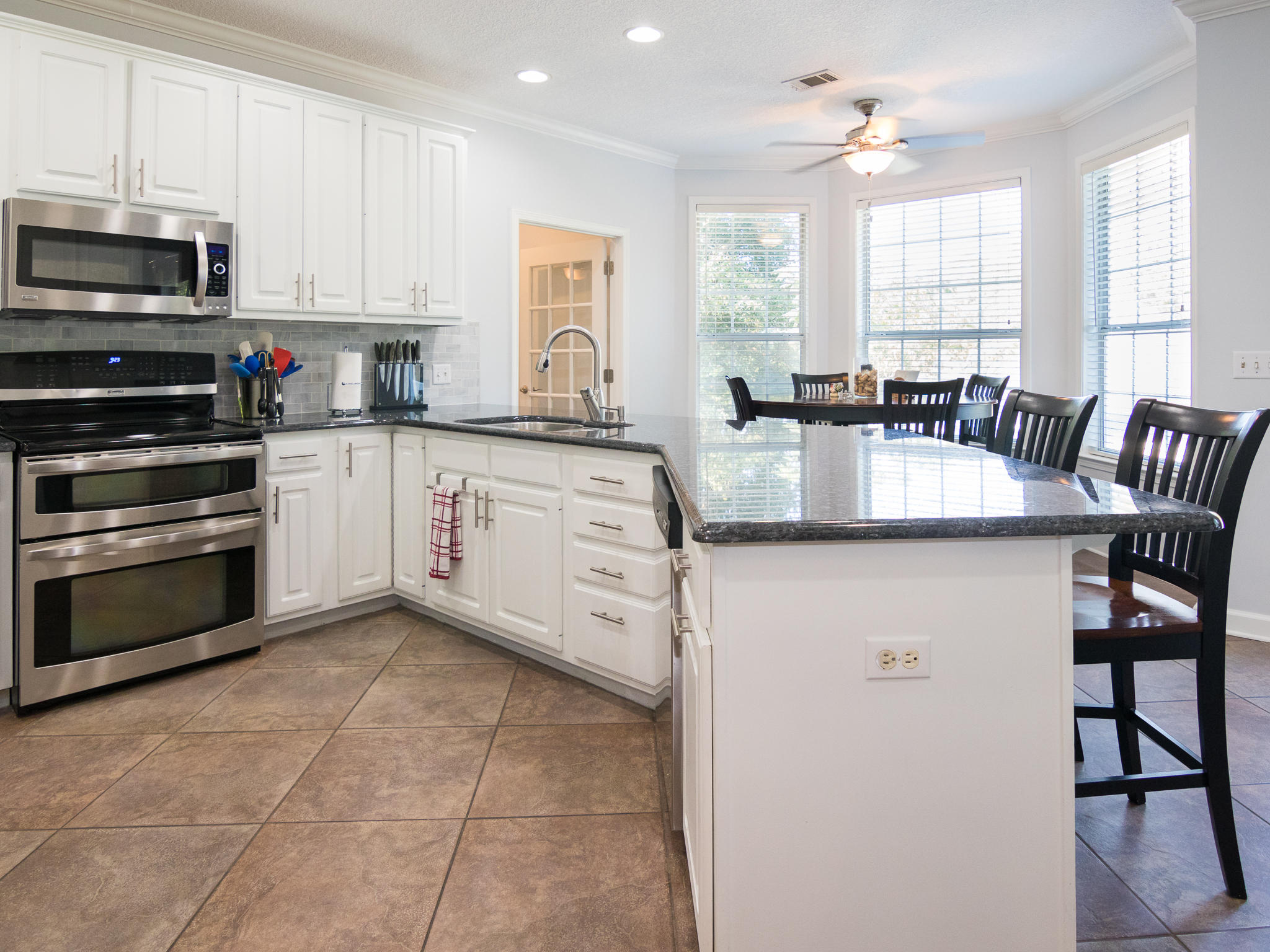 ROCKY BAYOU COUNTRY CLUB ESTATES 9 - Residential