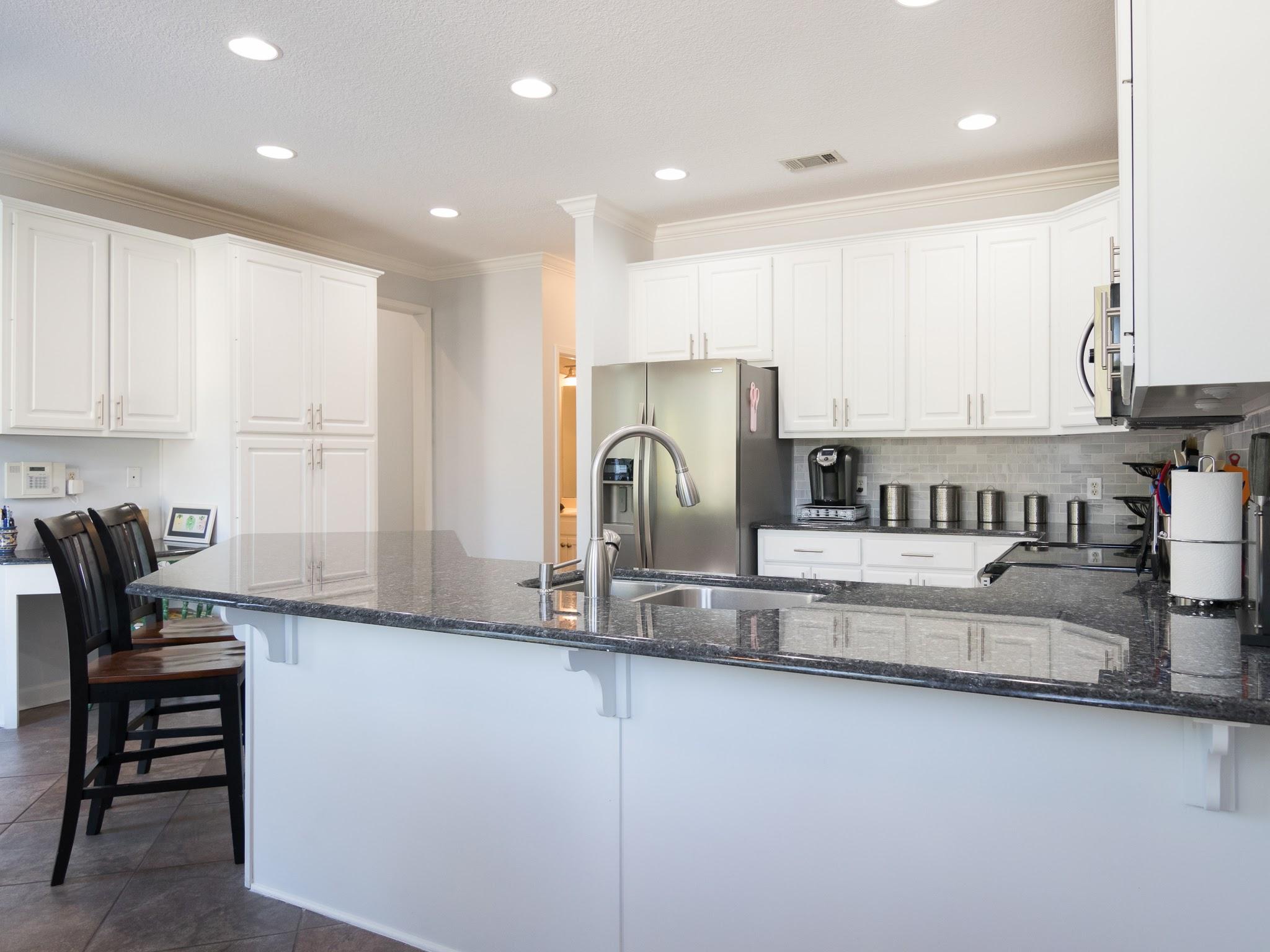 ROCKY BAYOU COUNTRY CLUB ESTATES 9 - Residential