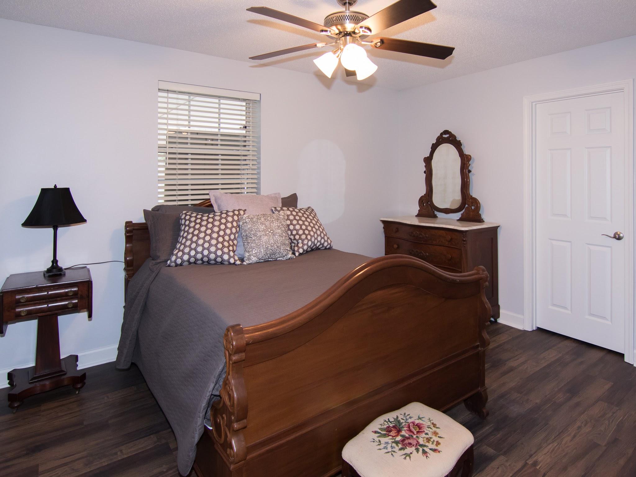 ROCKY BAYOU COUNTRY CLUB ESTATES 9 - Residential