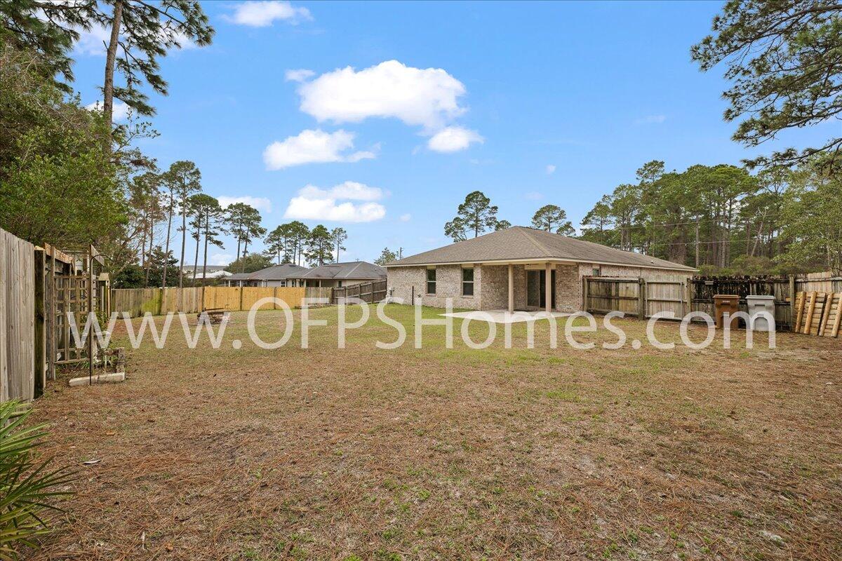 NAVARRE 2ND ADD - Residential Lease