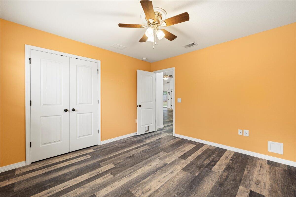 NAVARRE 2ND ADD - Residential Lease