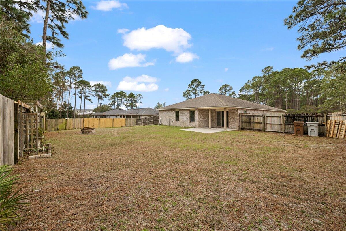 NAVARRE 2ND ADD - Residential Lease
