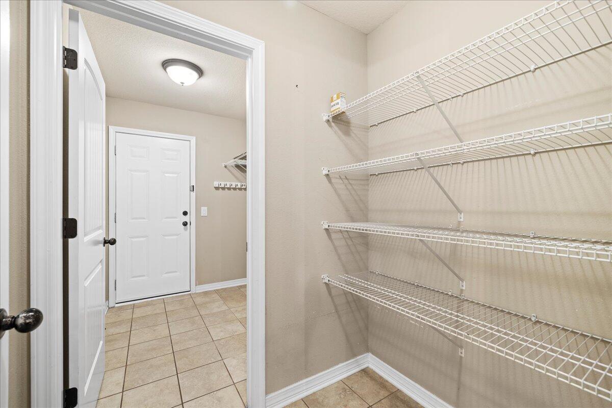 NAVARRE 2ND ADD - Residential Lease