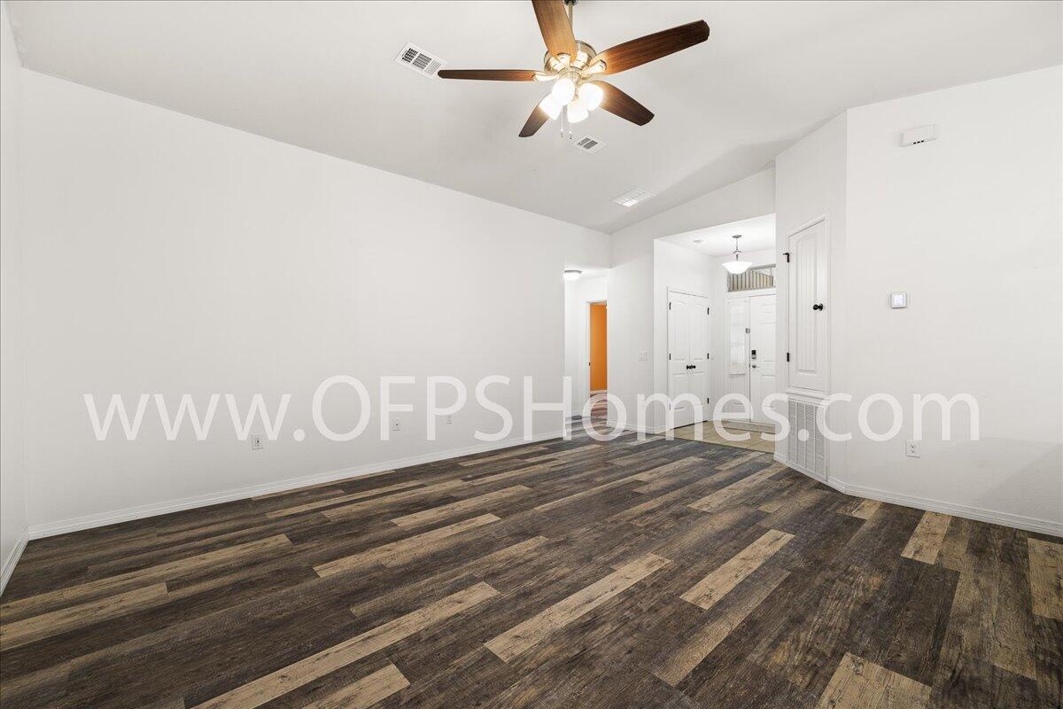 NAVARRE 2ND ADD - Residential Lease