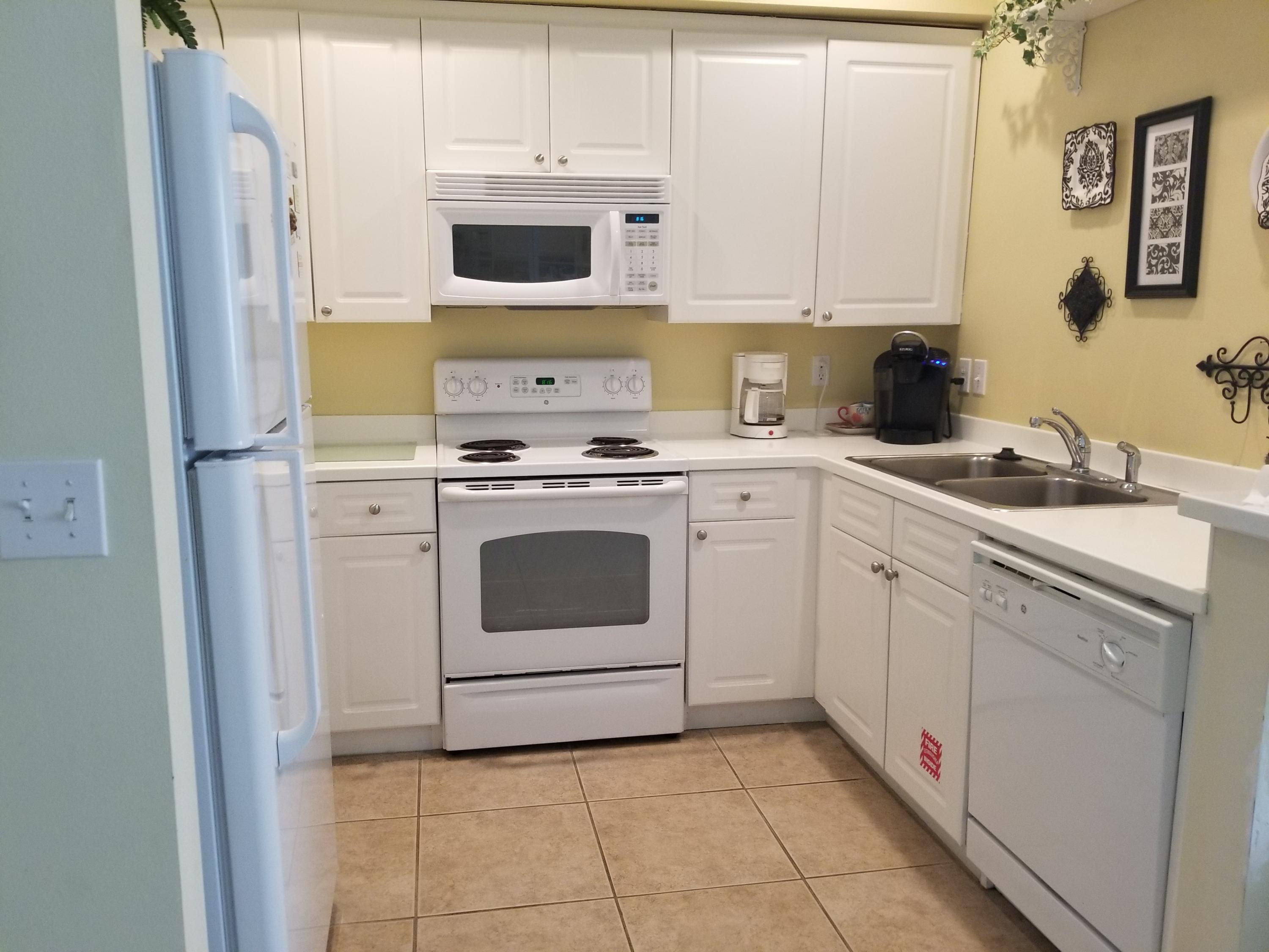 VILLAGE AT BLUE MOUNTAIN BEACH - Residential