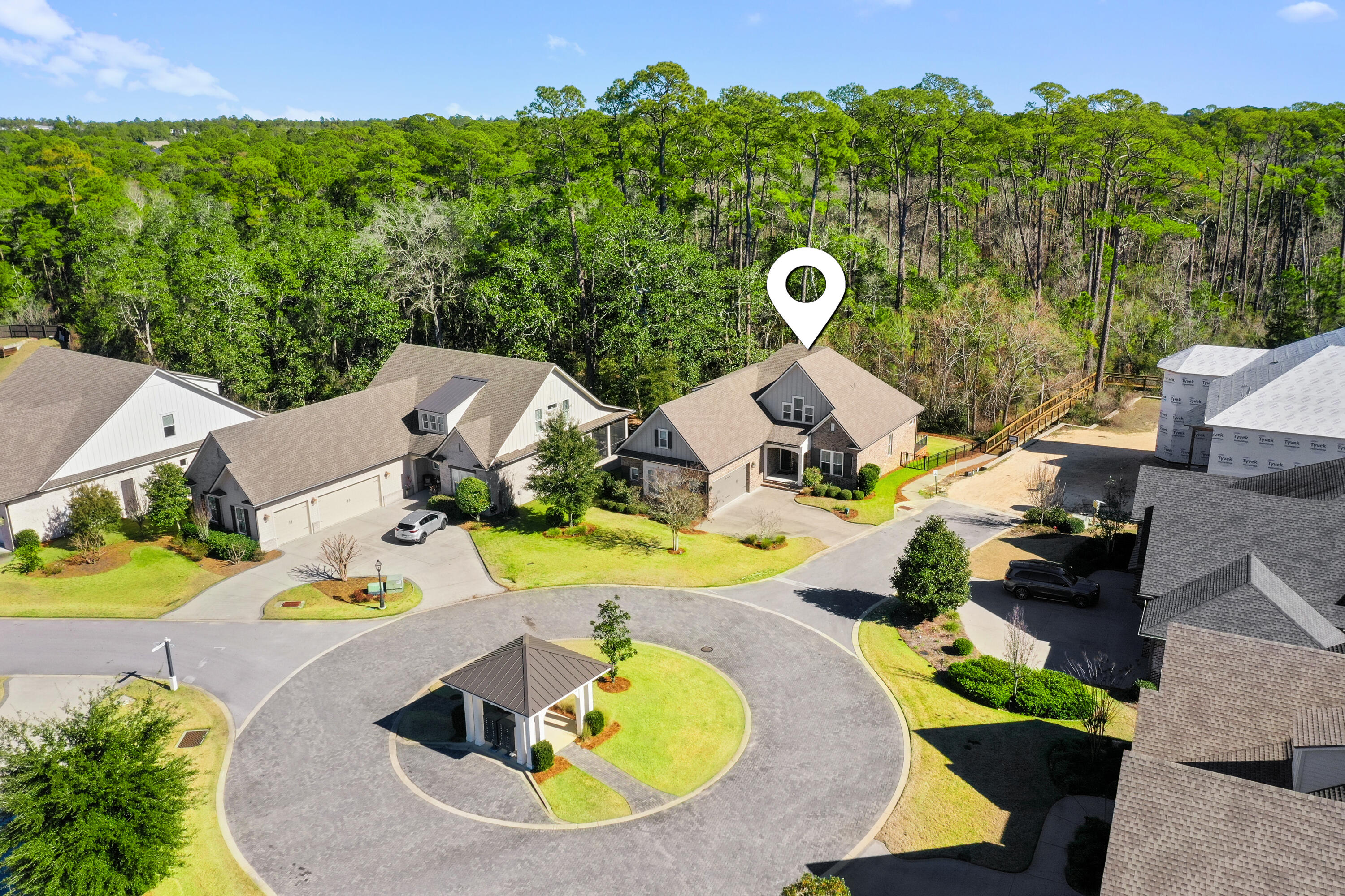 WATER'S EDGE - Residential