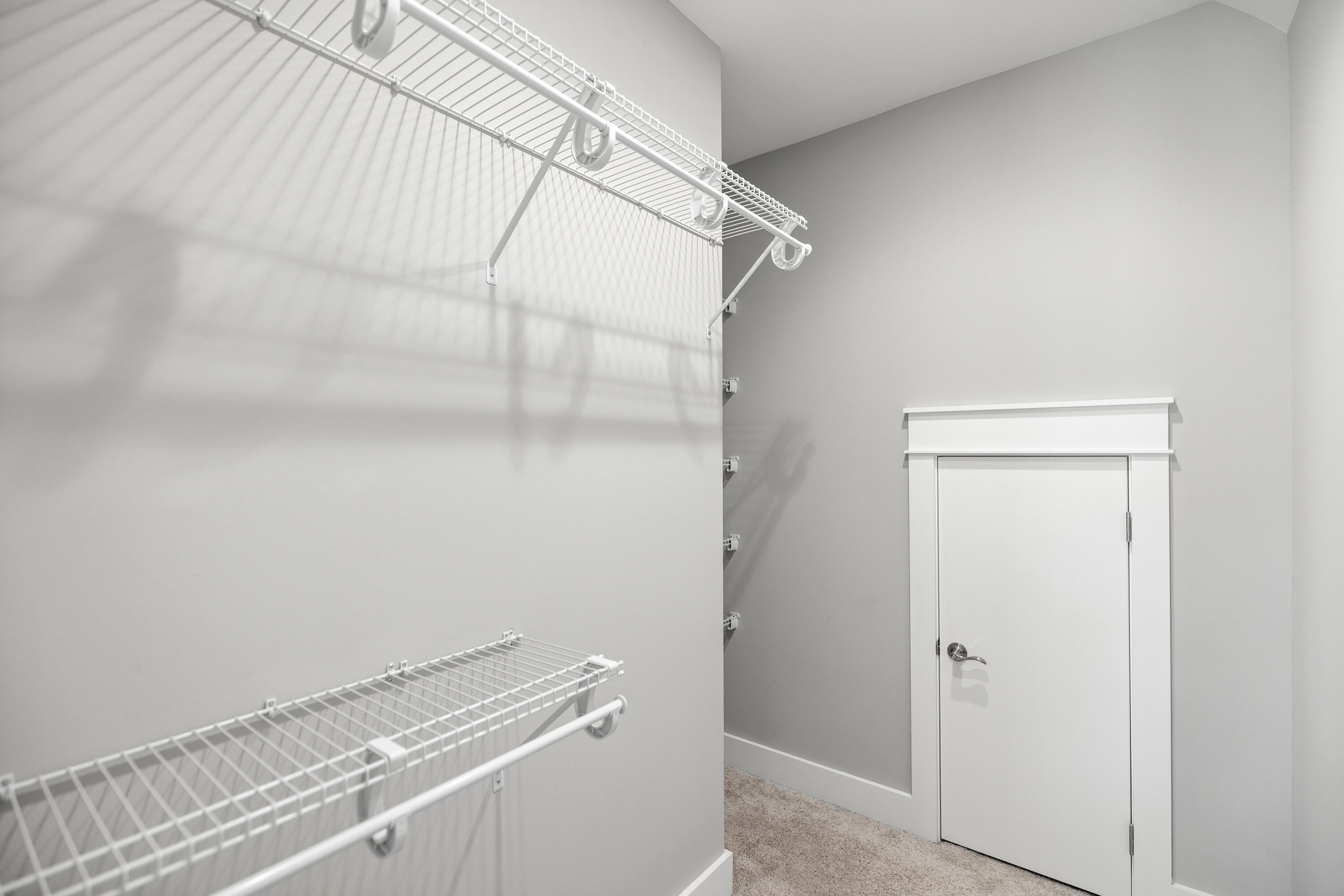 WATER'S EDGE - Residential