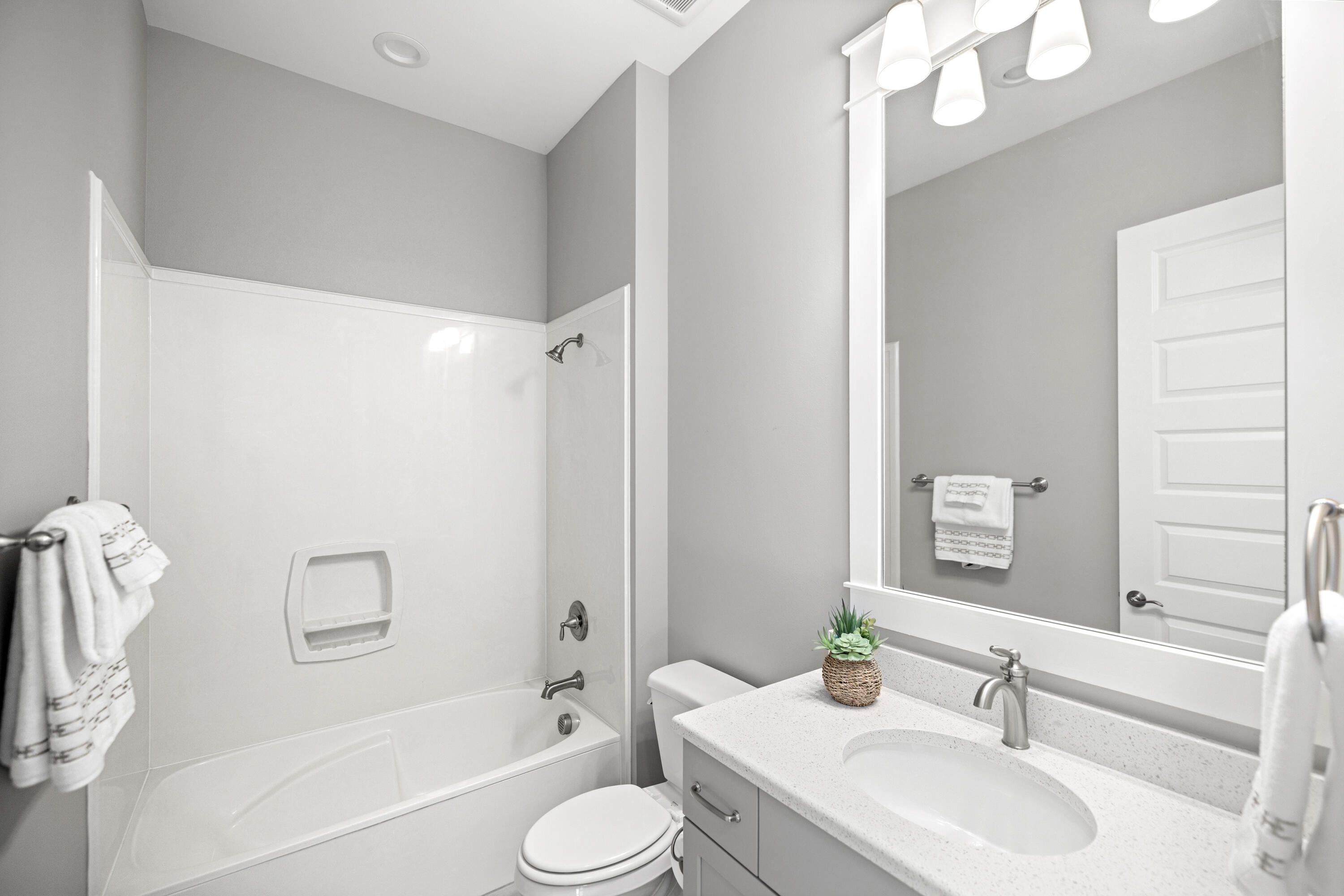 WATER'S EDGE - Residential