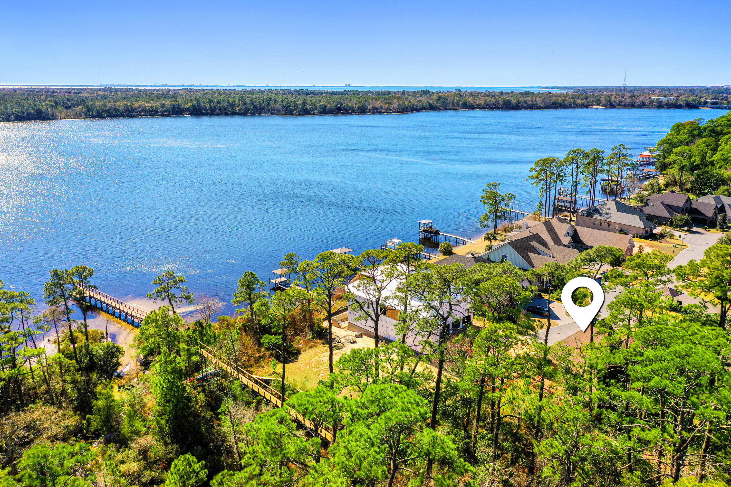 WATER'S EDGE - Residential