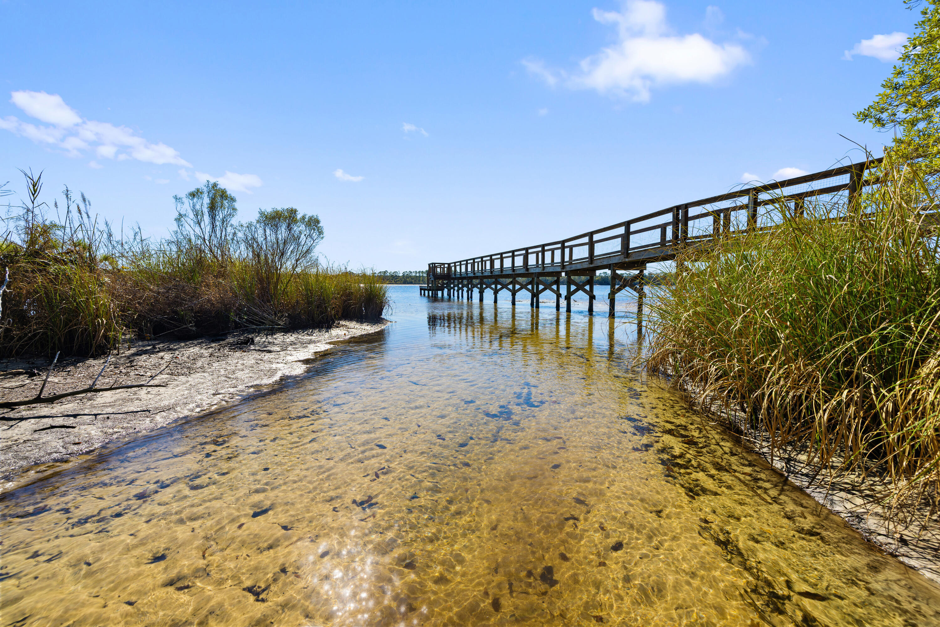 WATER'S EDGE - Residential