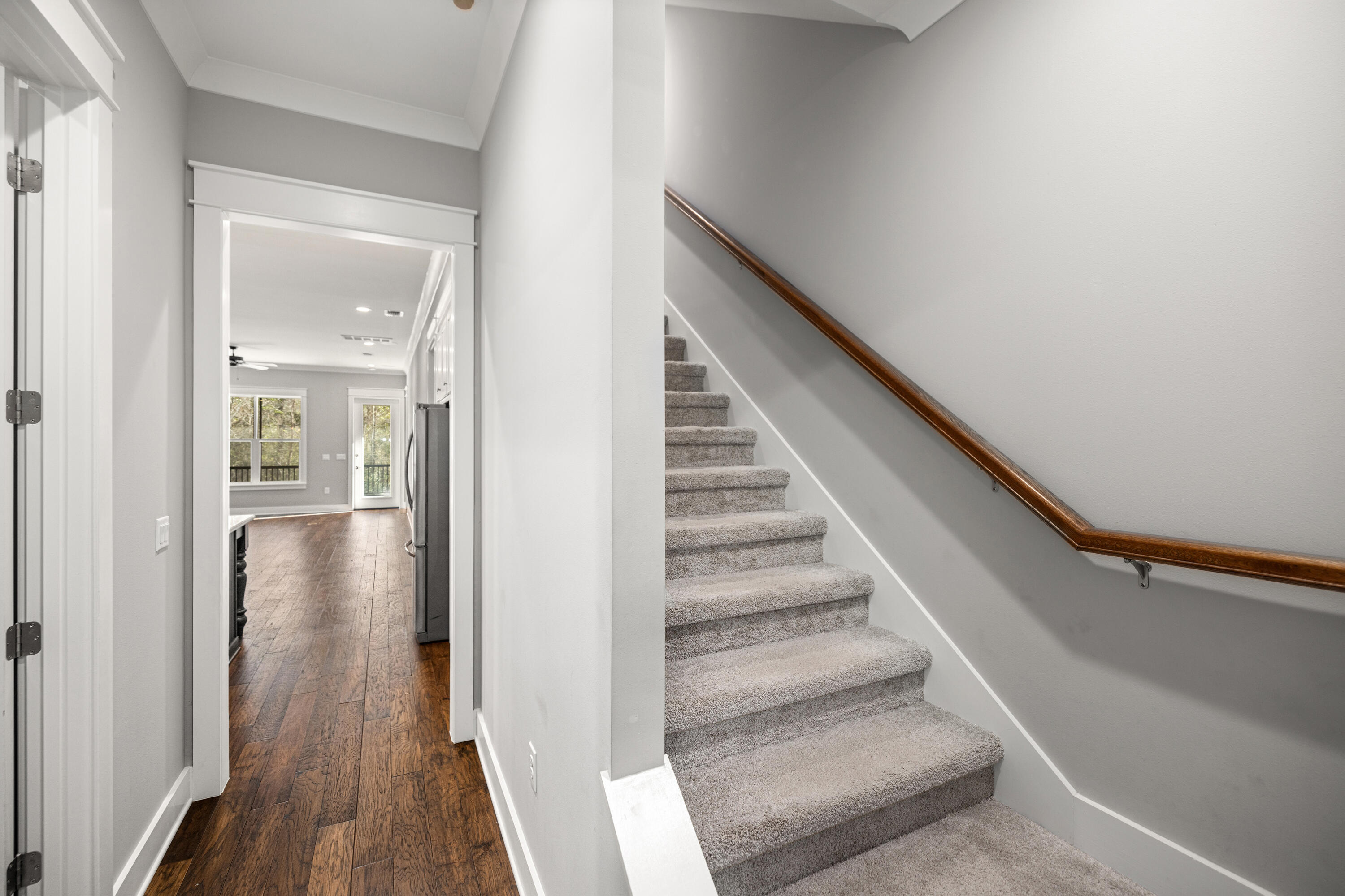 WATER'S EDGE - Residential