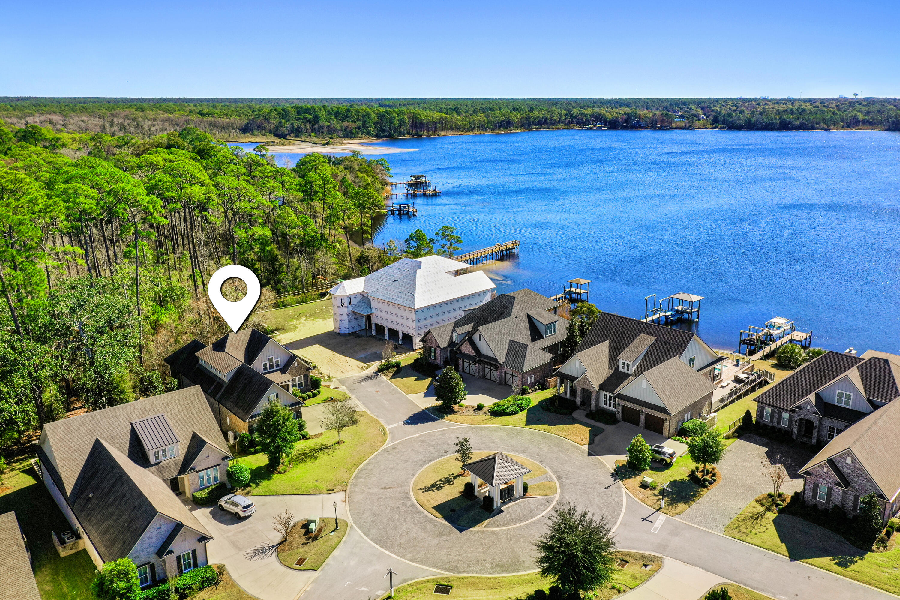 WATER'S EDGE - Residential