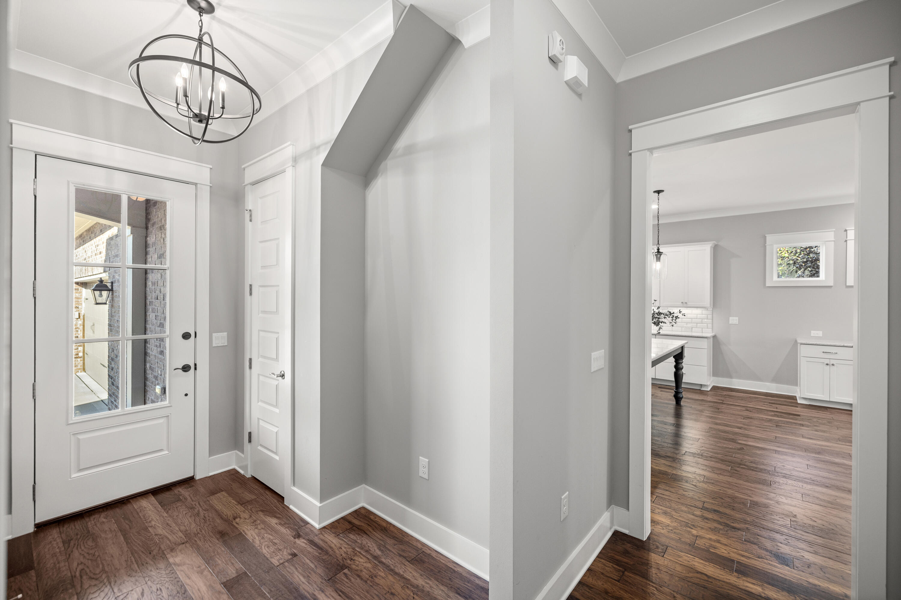 WATER'S EDGE - Residential