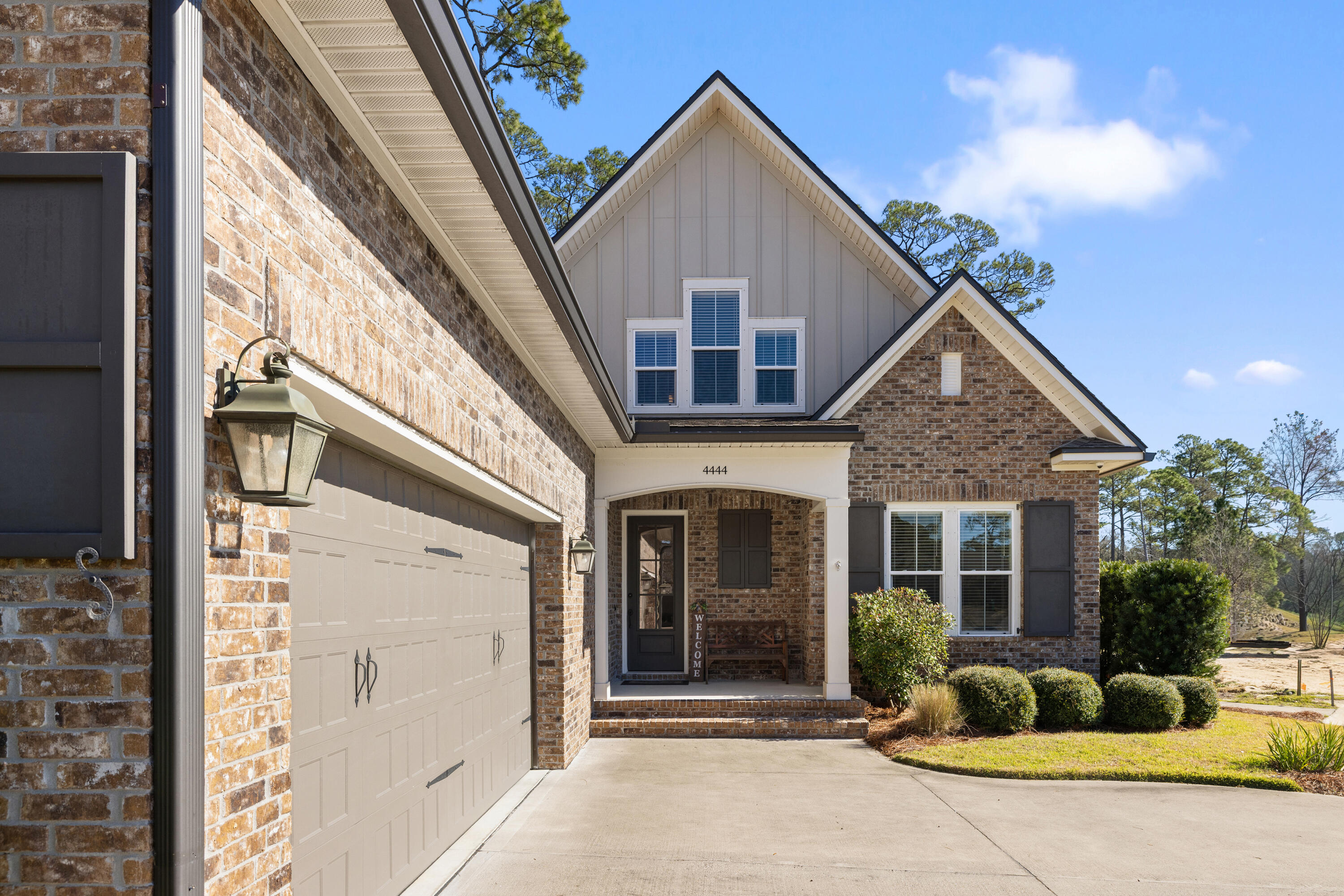 WATER'S EDGE - Residential