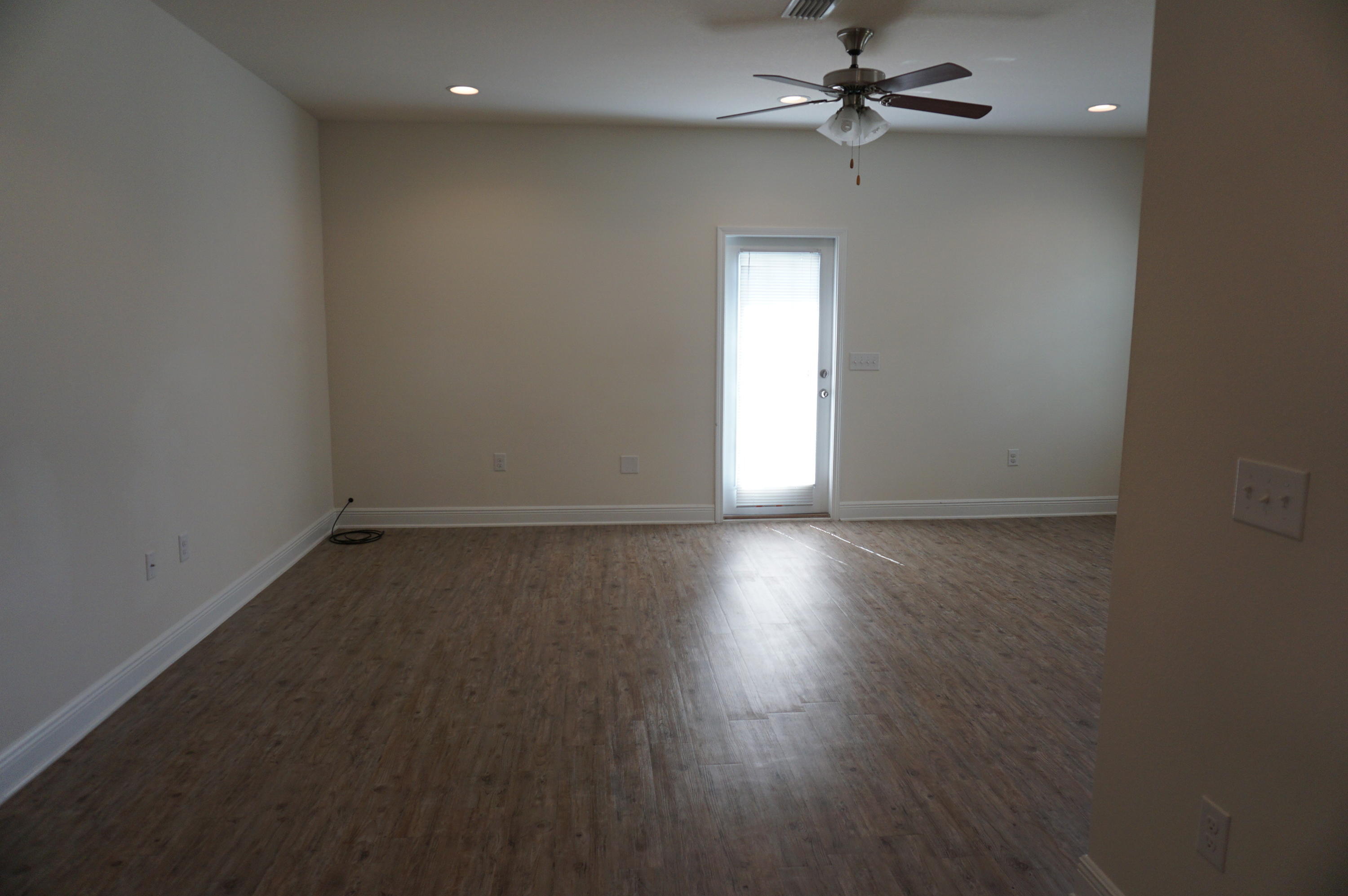 Iron Horse T/H - Residential Lease