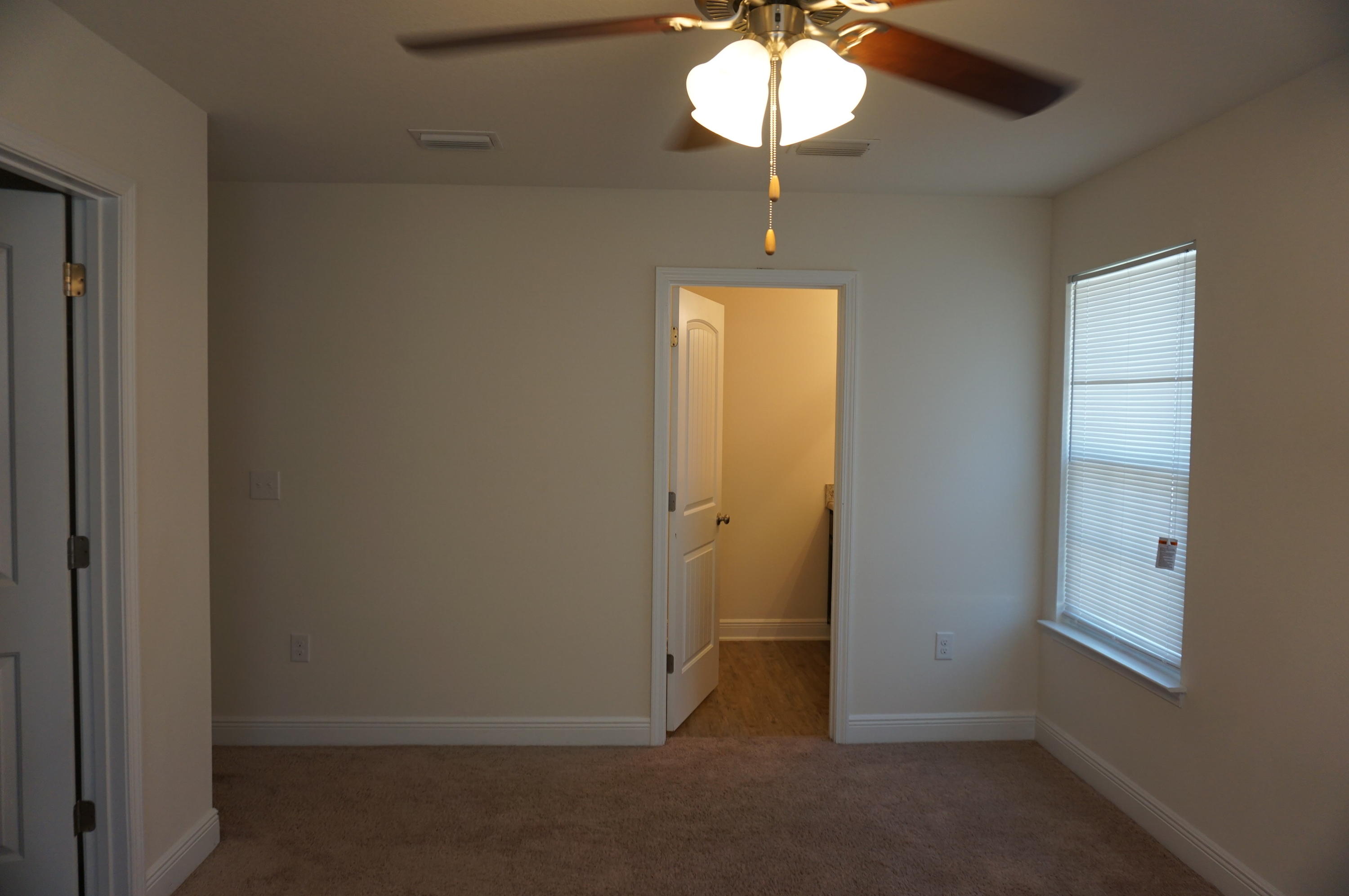 Iron Horse T/H - Residential Lease