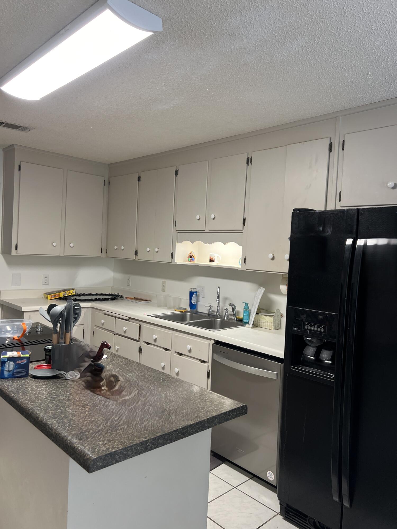 MARINERS COVE - Residential