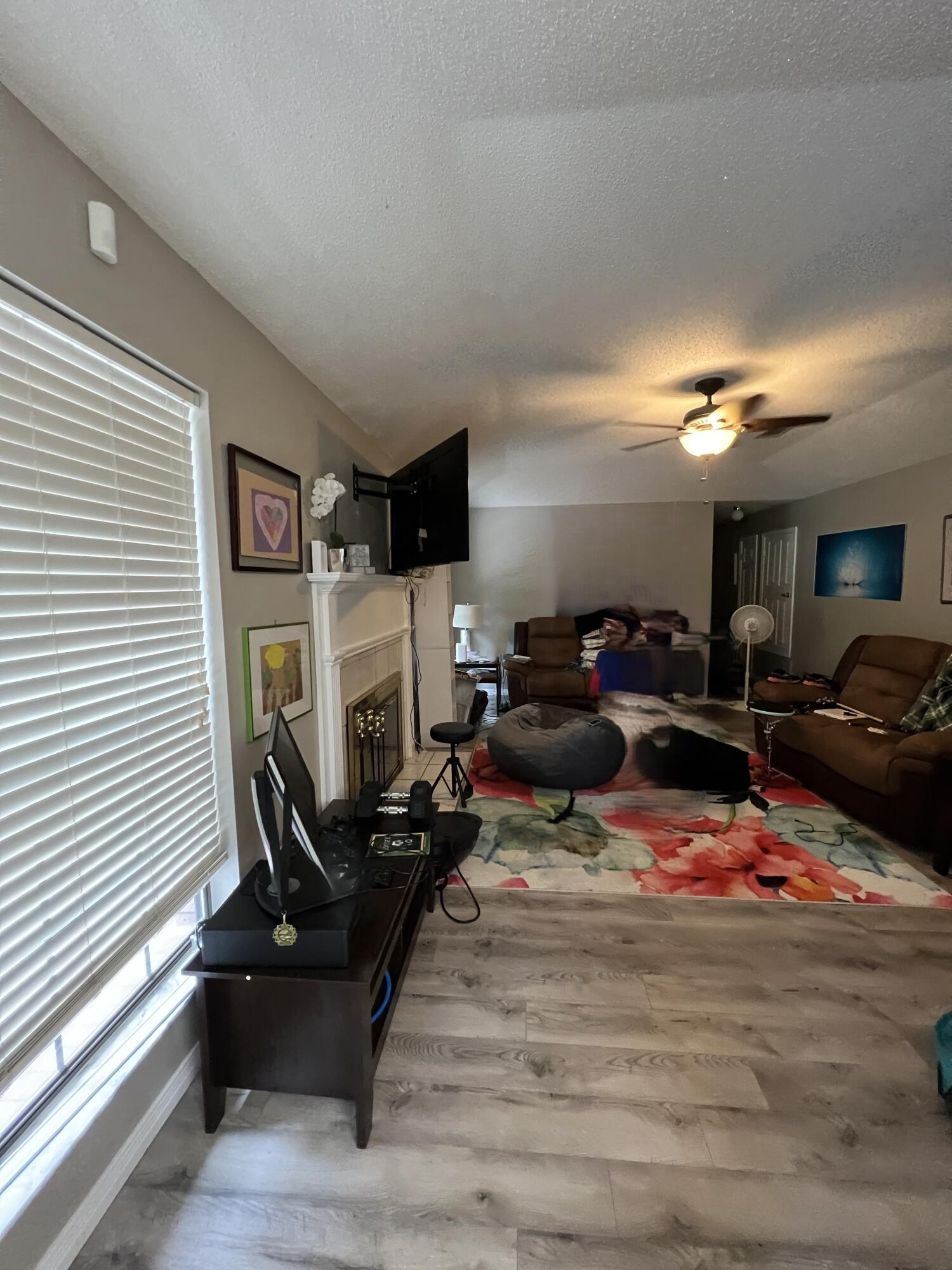 MARINERS COVE - Residential