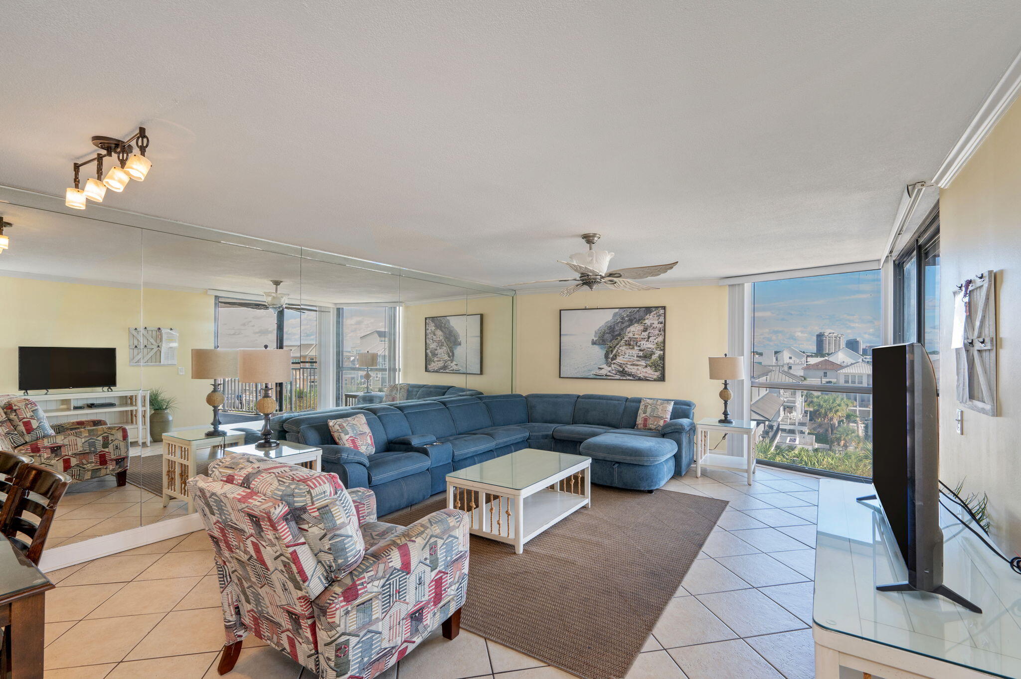 MAINSAIL CONDO PH 3 - Residential