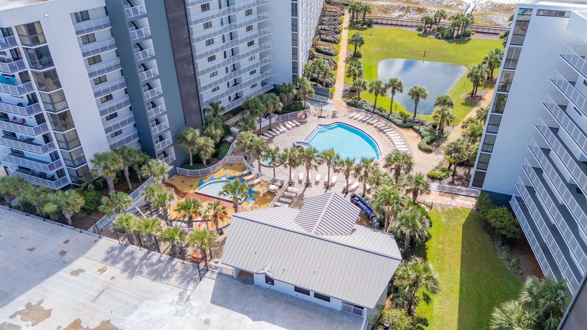 MAINSAIL CONDO PH 3 - Residential